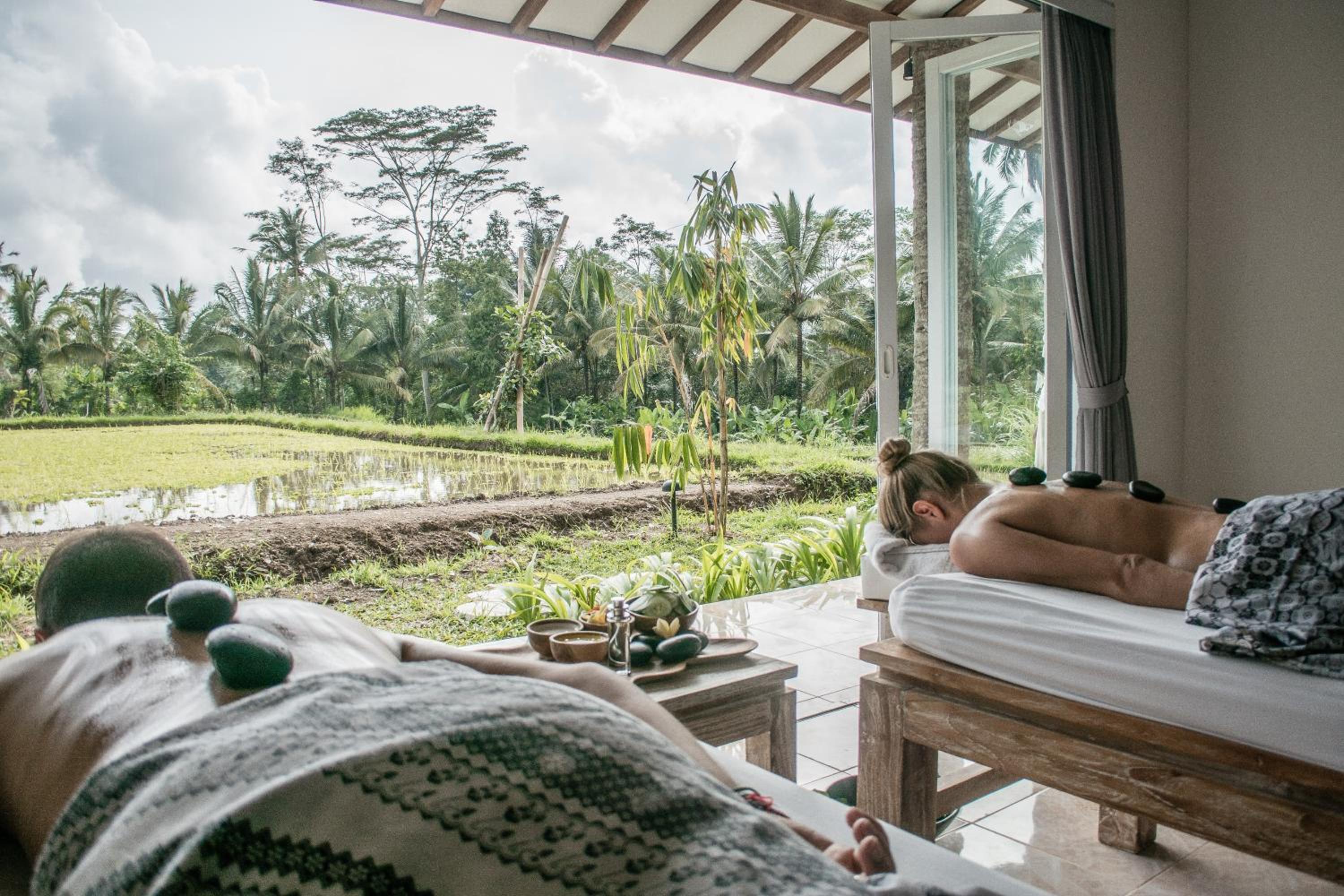 Daun Lebar Villas