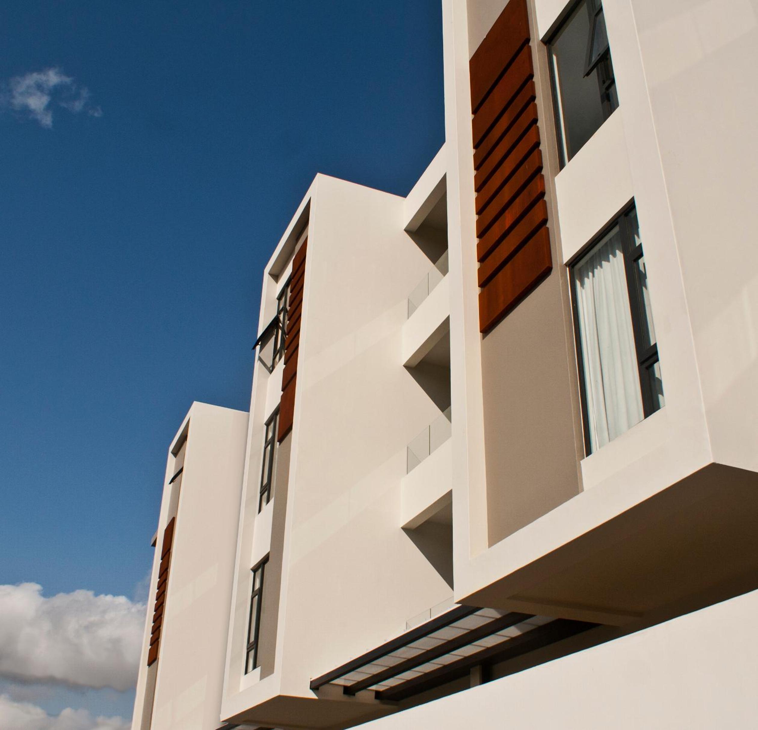 Studio 103, Ebene Square