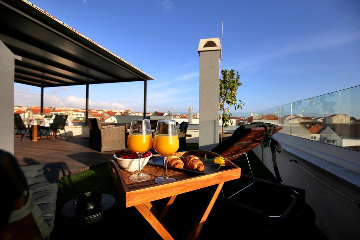 Esso Roof Terrace Apartment view 5