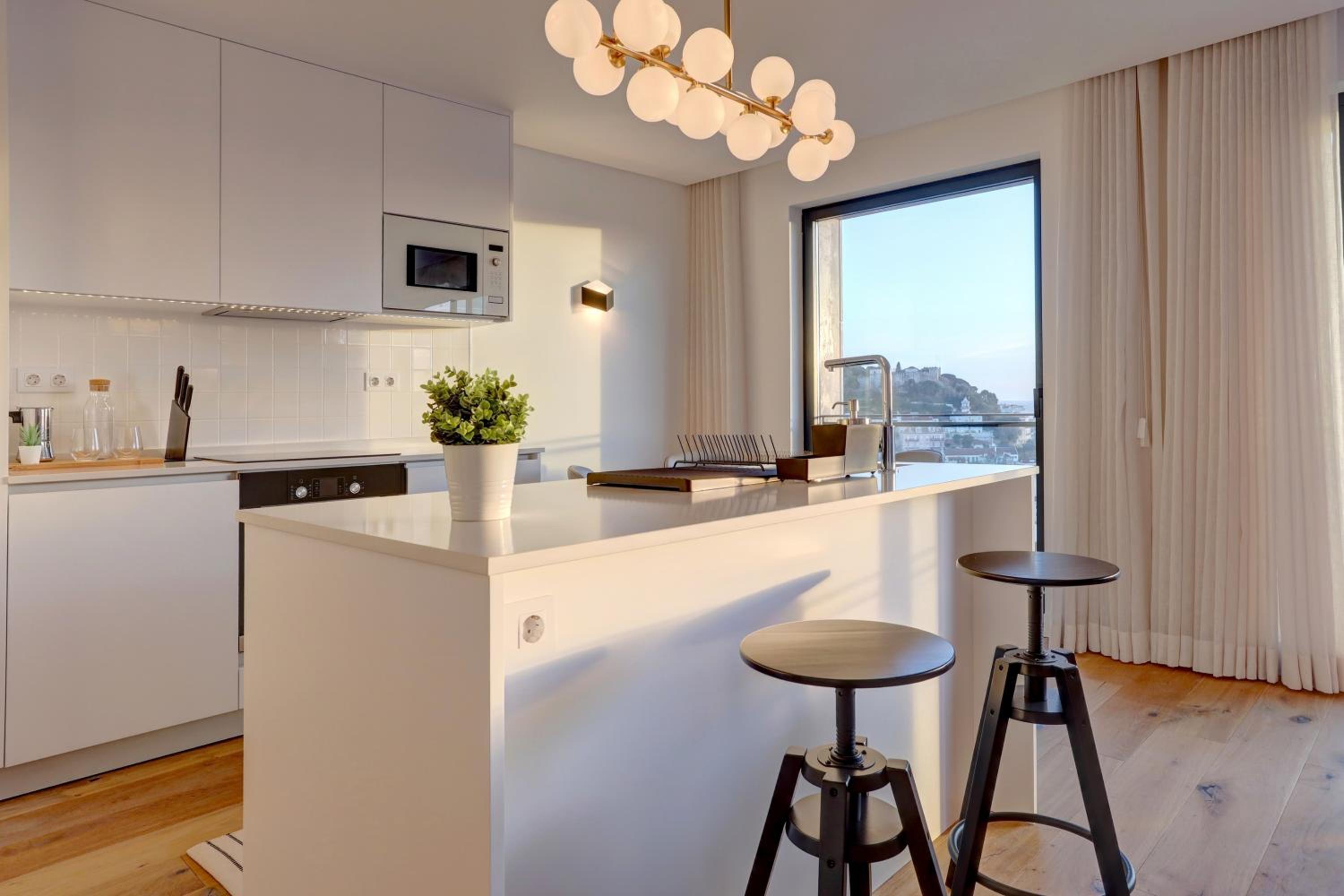 Luxury Graça Apartment The Most Amazing View of Lisbon view 3