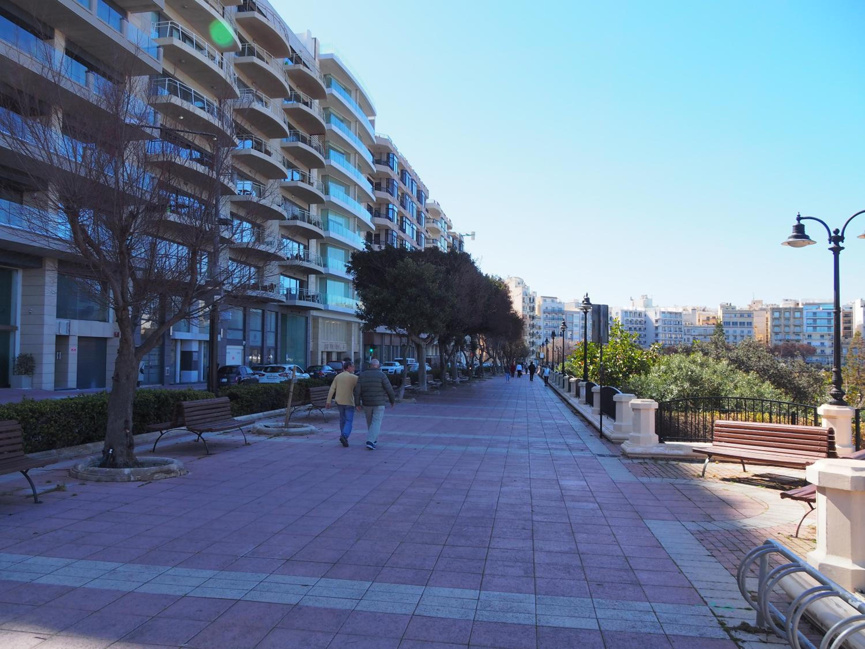 Balluta Sliema Modern Apartment