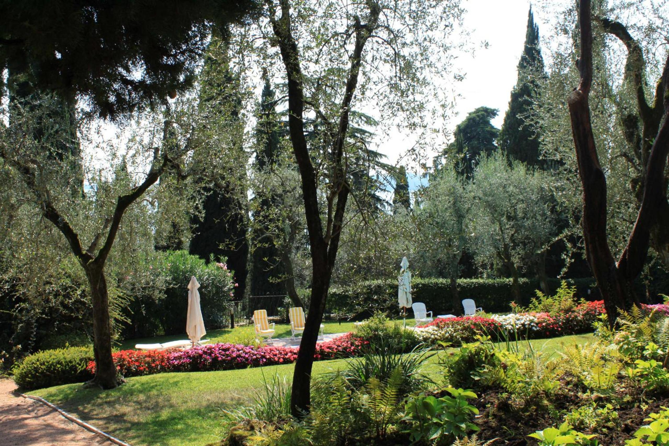 Photo 15