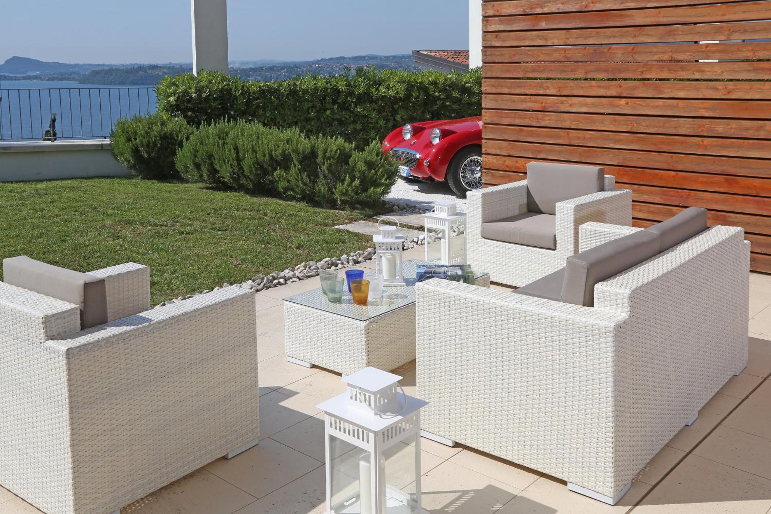 Villa Albachiara, Private Luxury villa with private pool and lake view view 5
