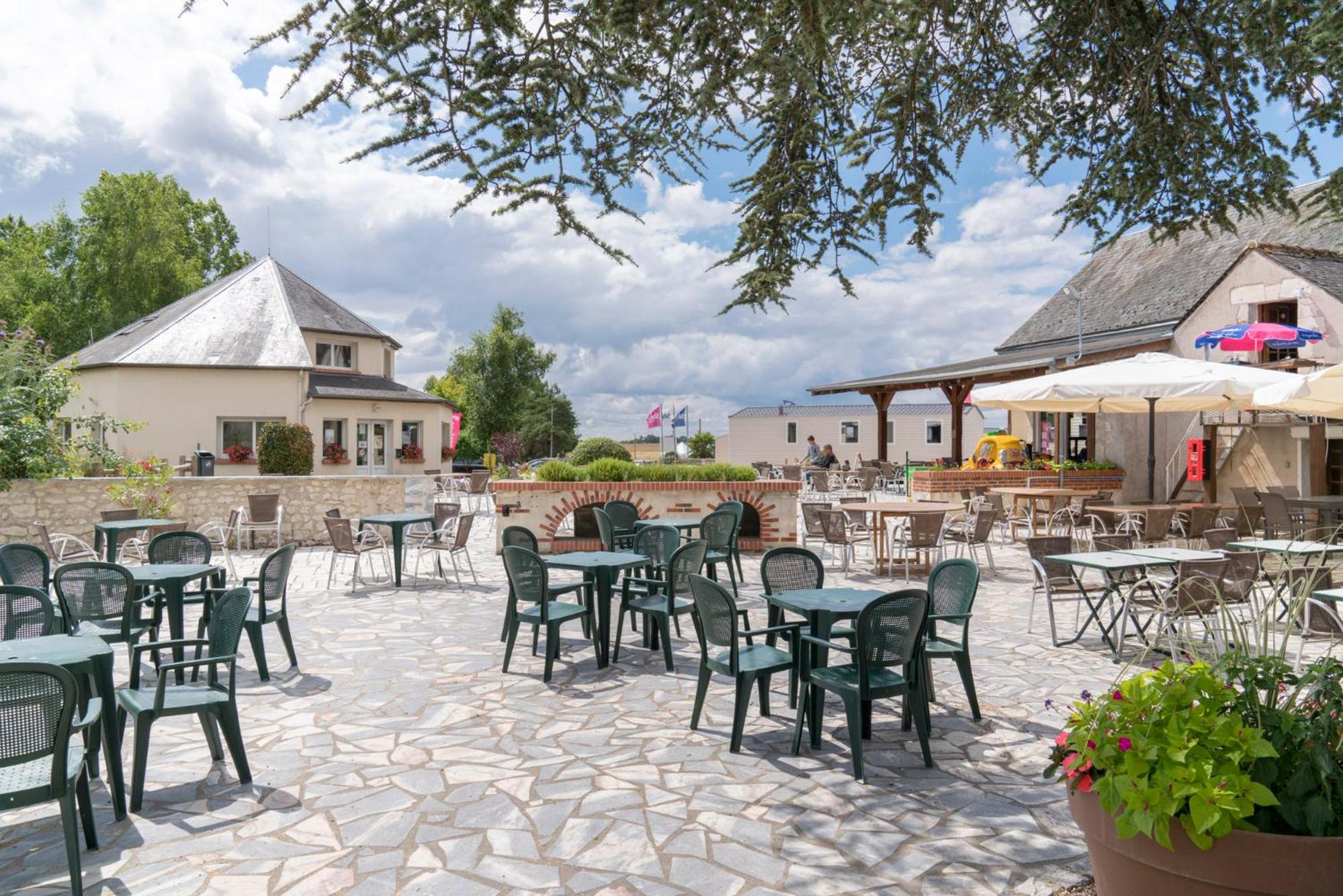 Camping Officiel Siblu Domaine de Dugny