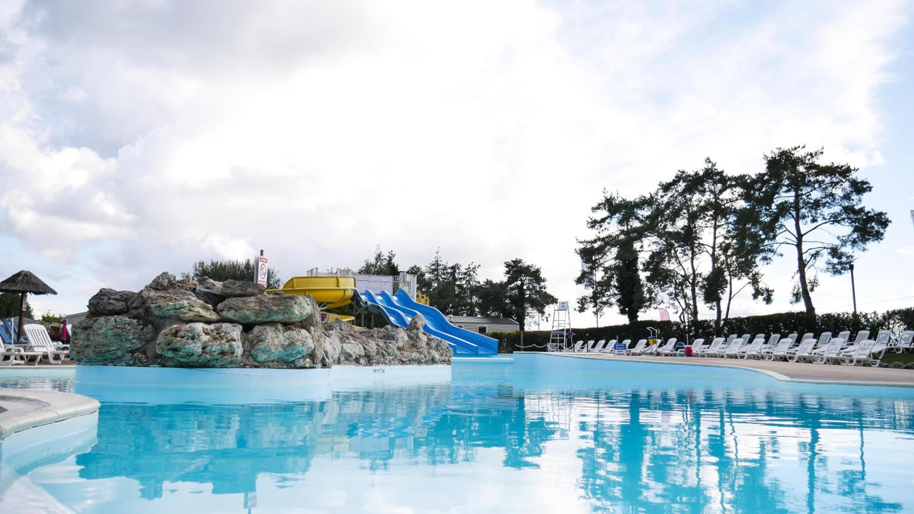 Camping Officiel Siblu Domaine de Dugny