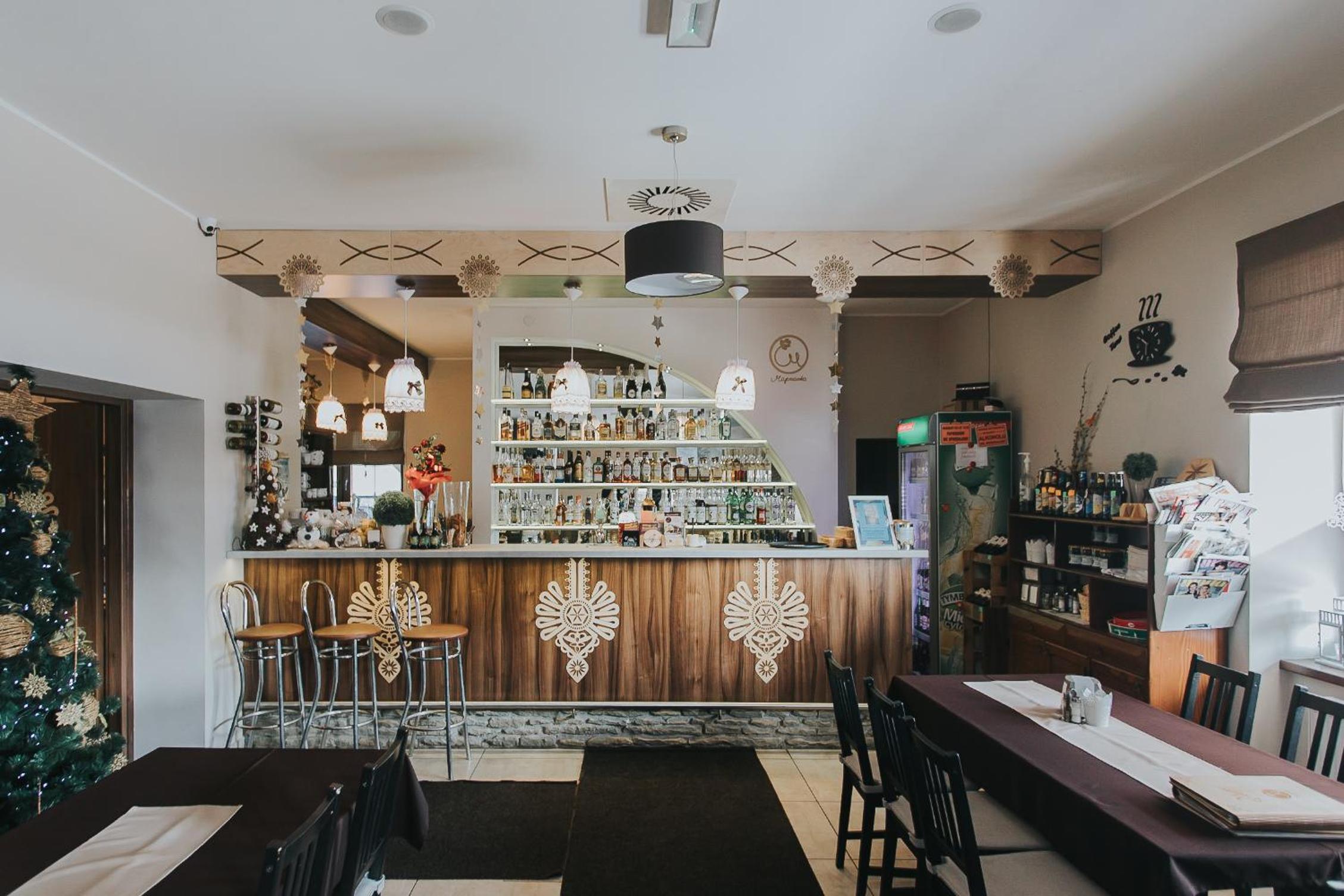 restaurant