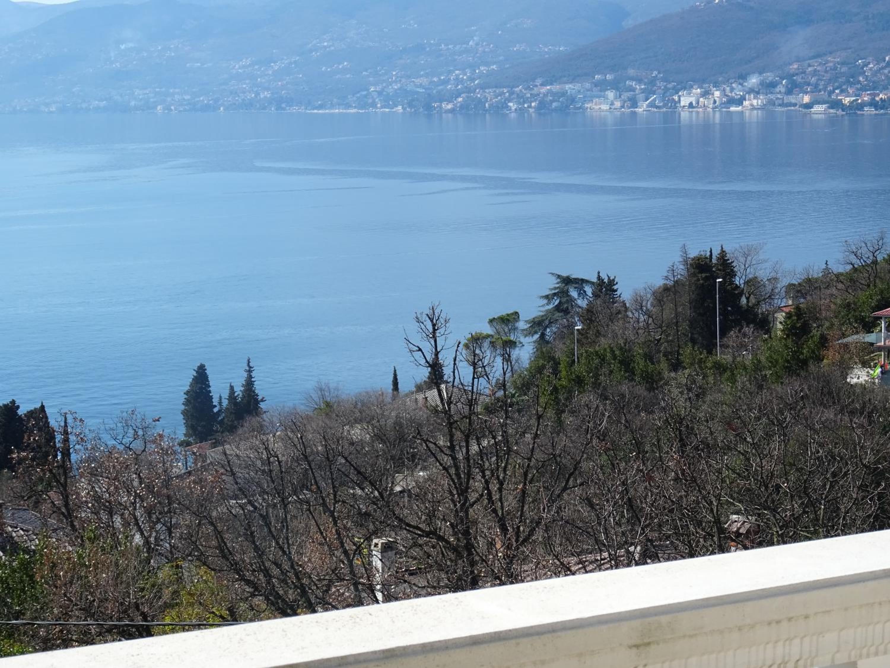 Apartman Lamia na uzvisini s pogledom na more view 5