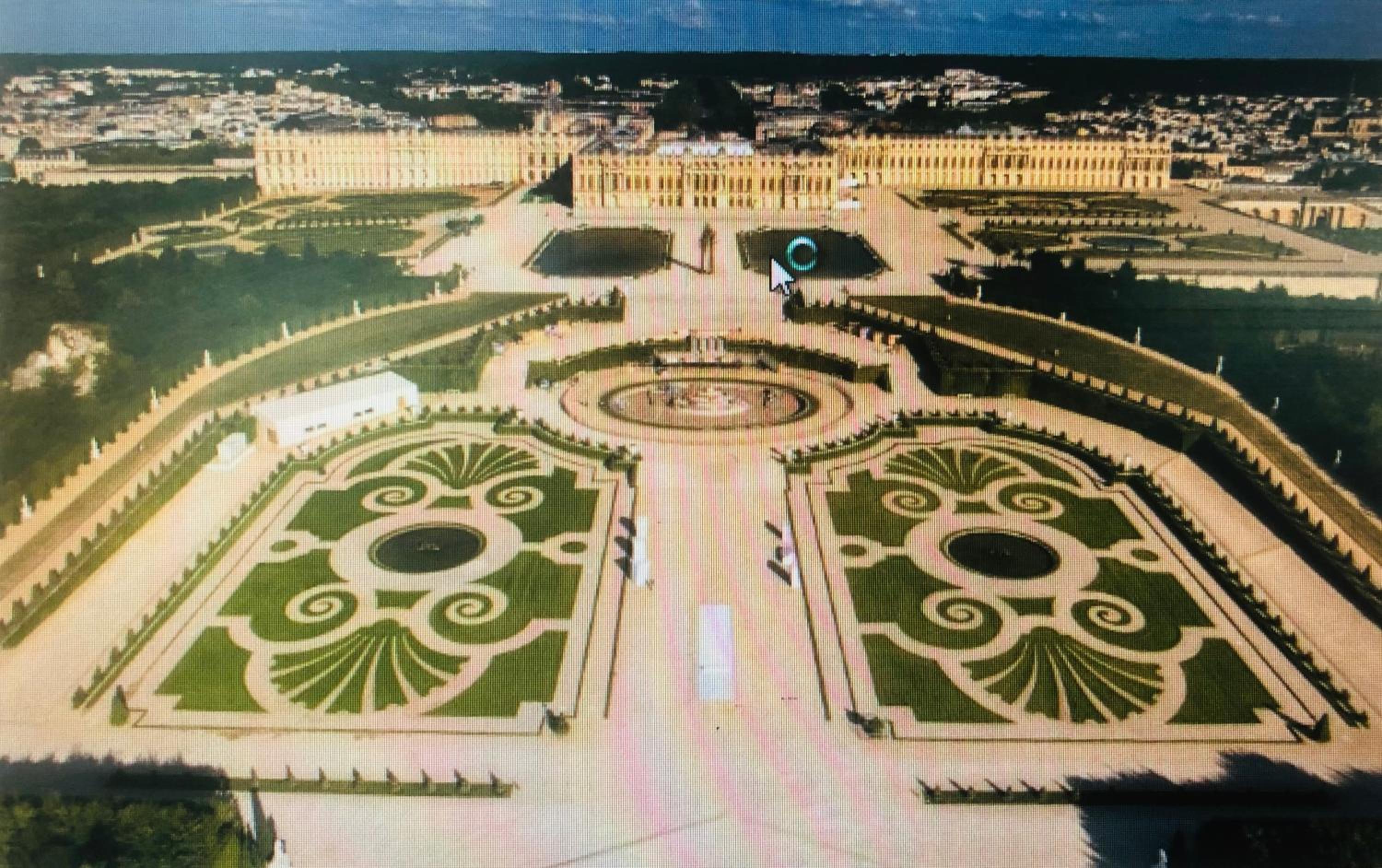 21a Maréchal FOCH Avenue Paris CHAMPS-ELYSÉES
