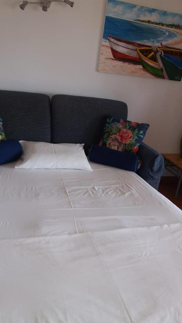 Oceanfront Apt 4 Porto Antigo II