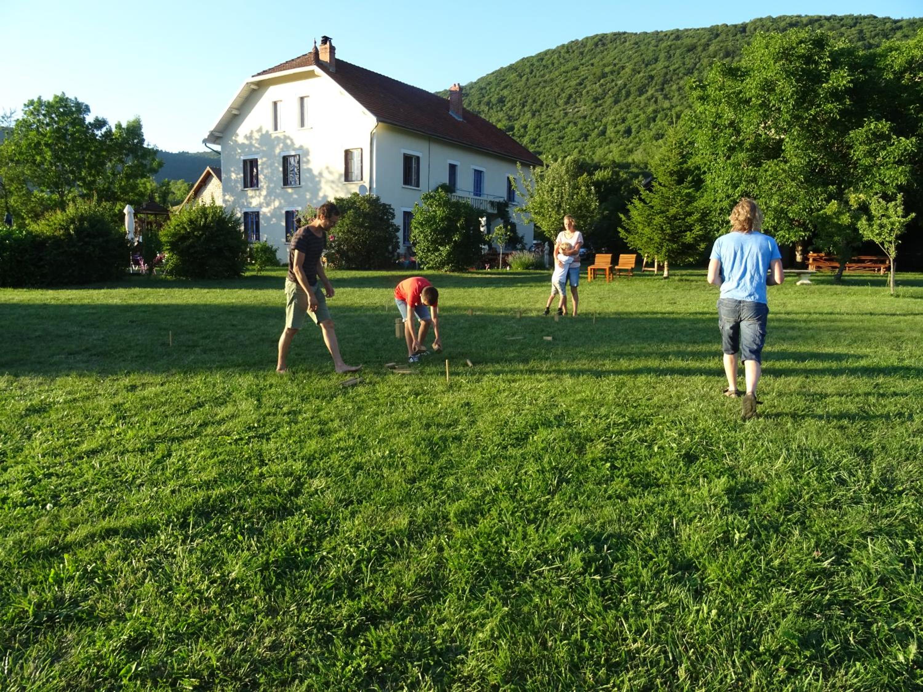 Photo 8