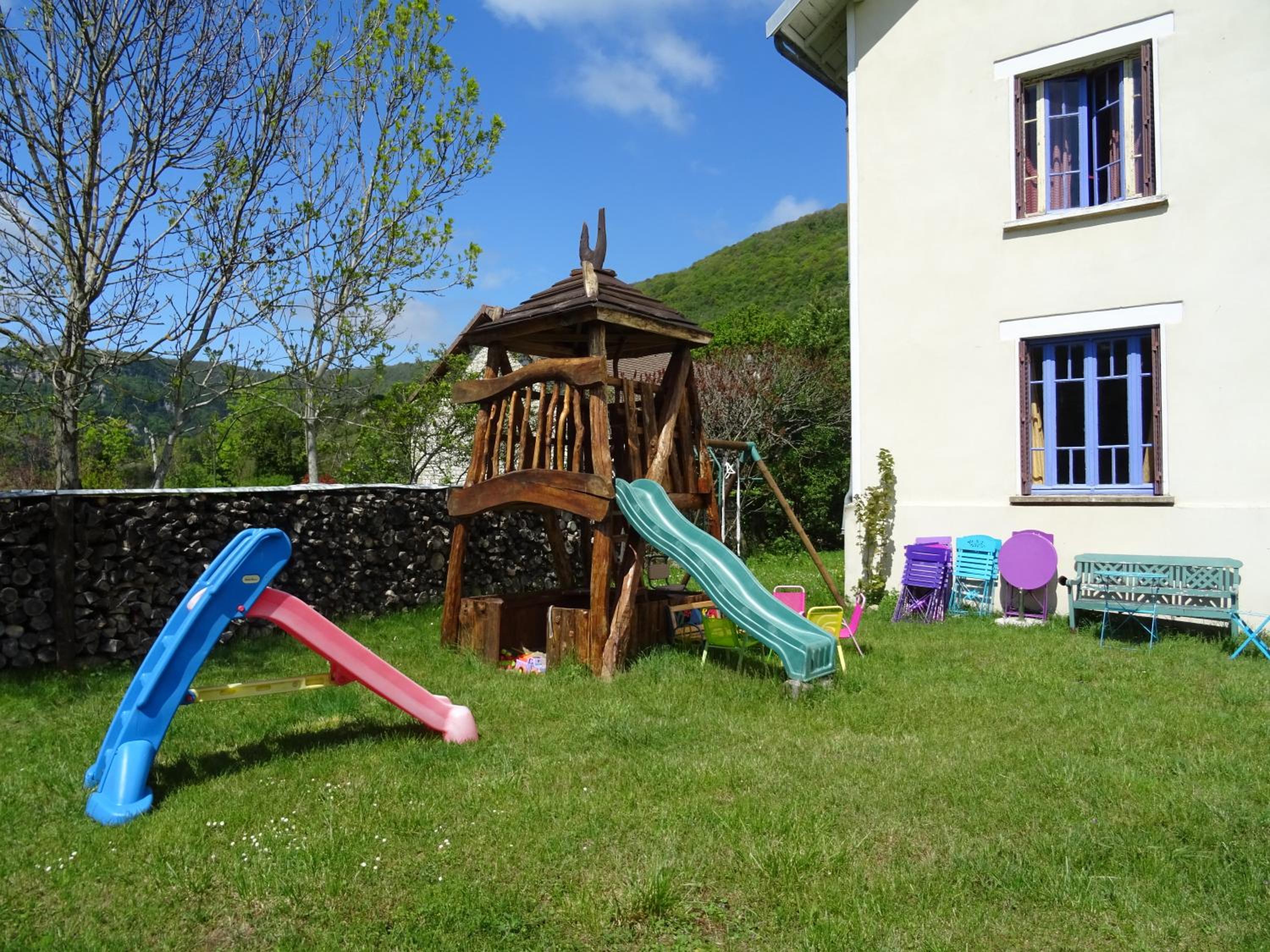 Photo 6