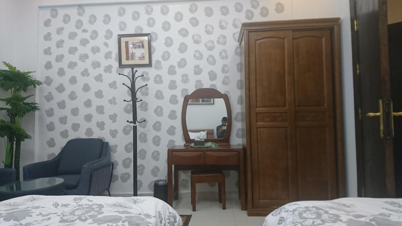 Al Dana Plaza Villas