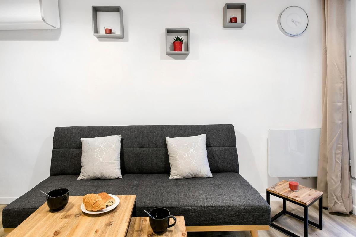 Refurbished Central Paris Flat by GuestReady