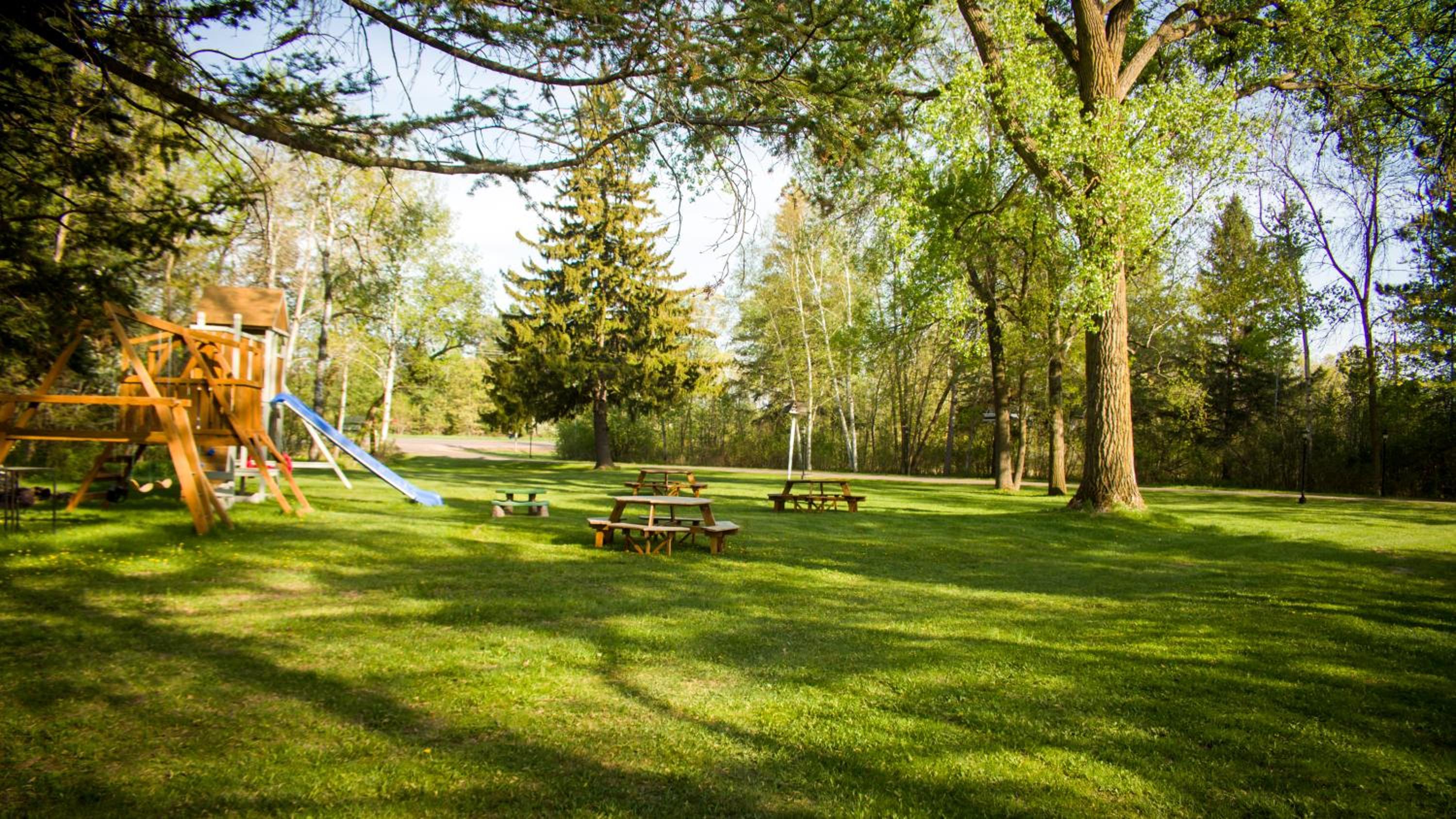 Curriers Lakeview Lodge