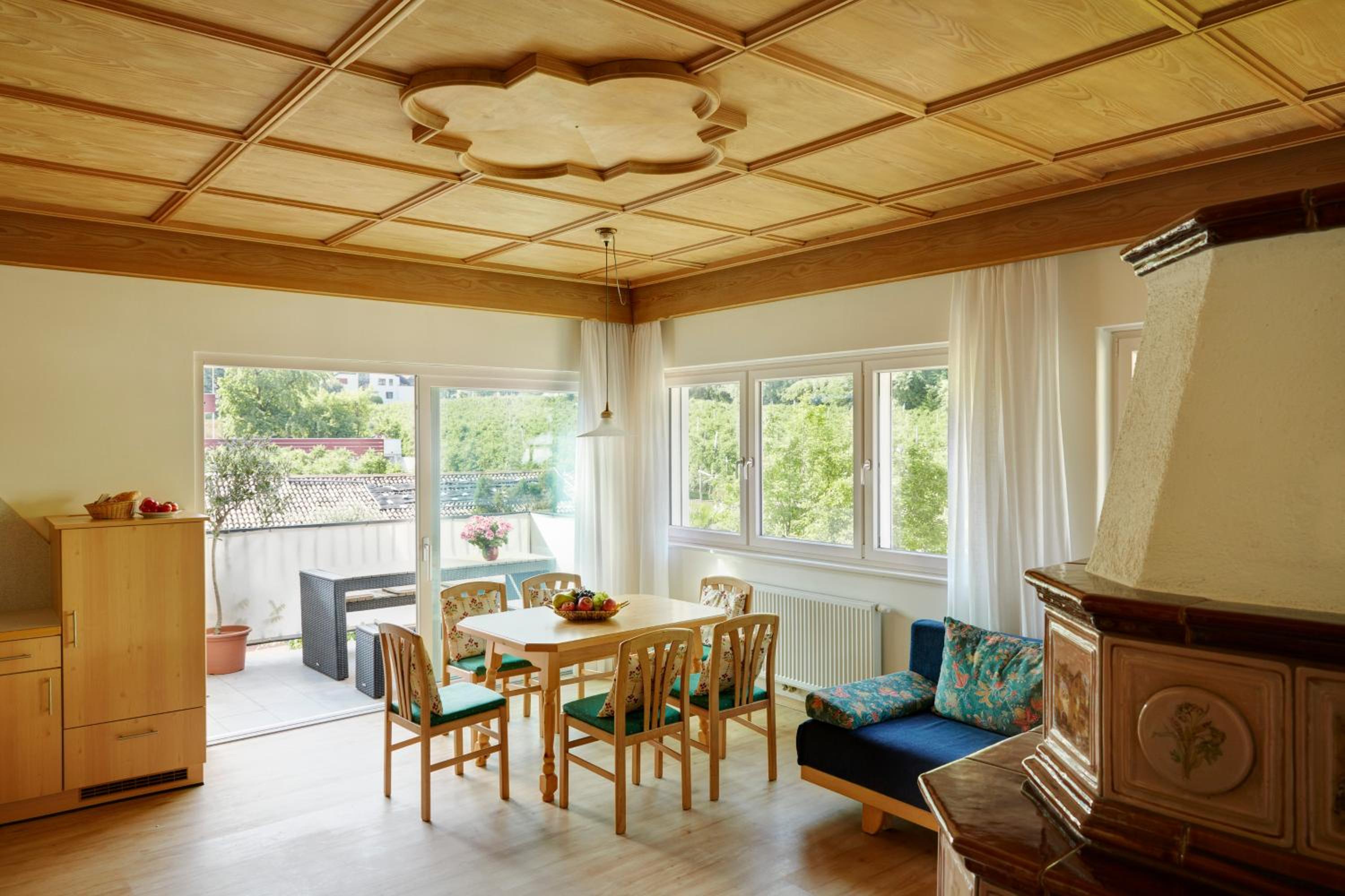 Kreuzwegerhof Nals - Historic Nature Stay with Pool near Meran & Bozen