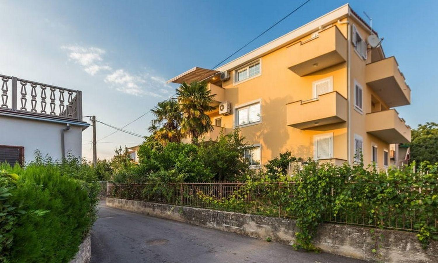 Apartments Dijana