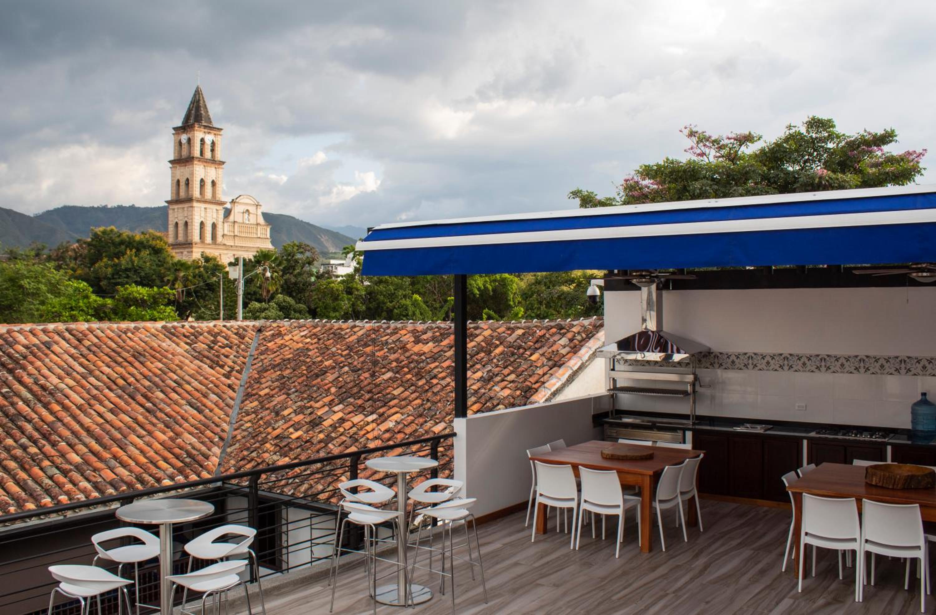 Casa de Balcones