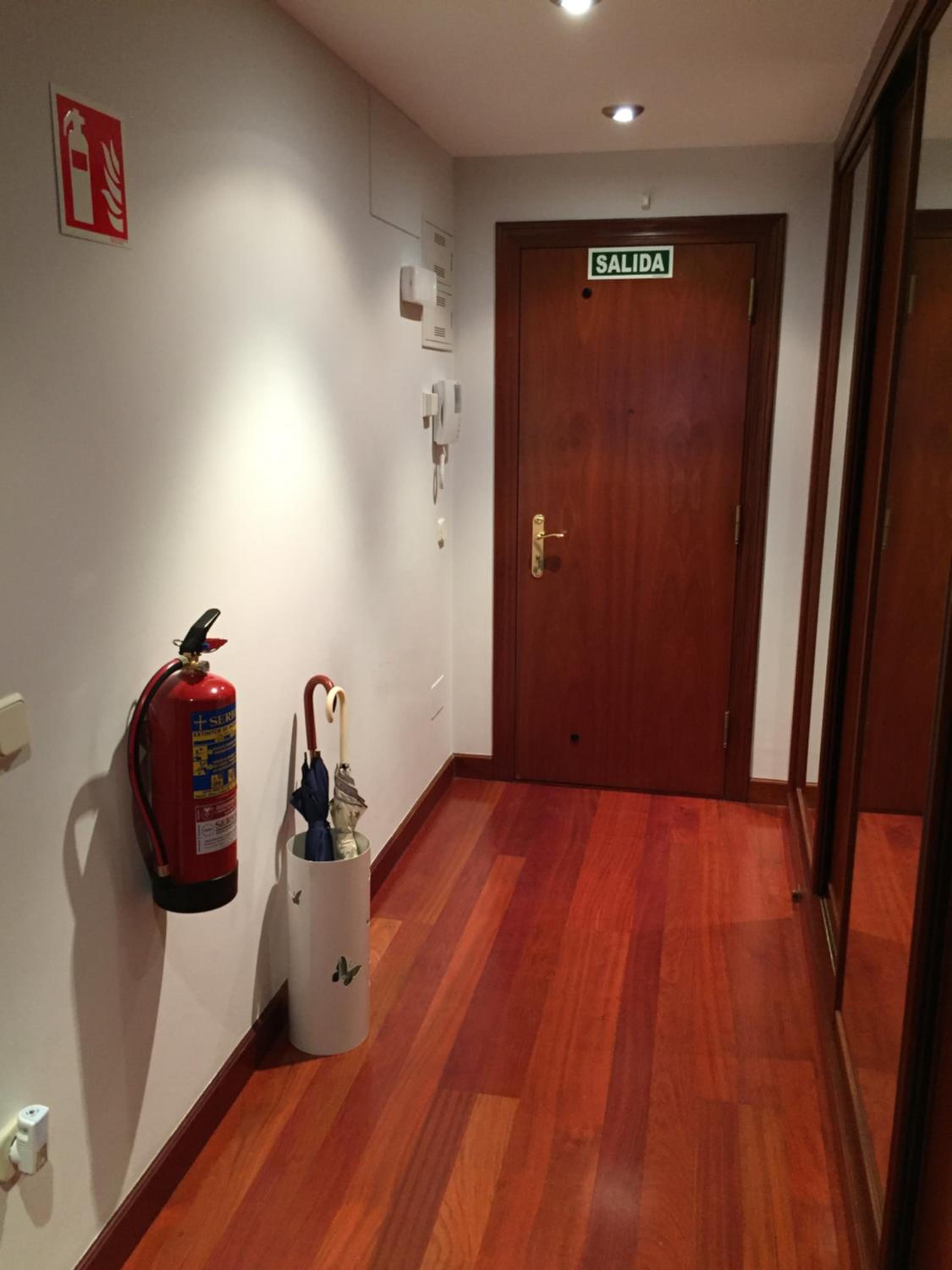 Photo 51