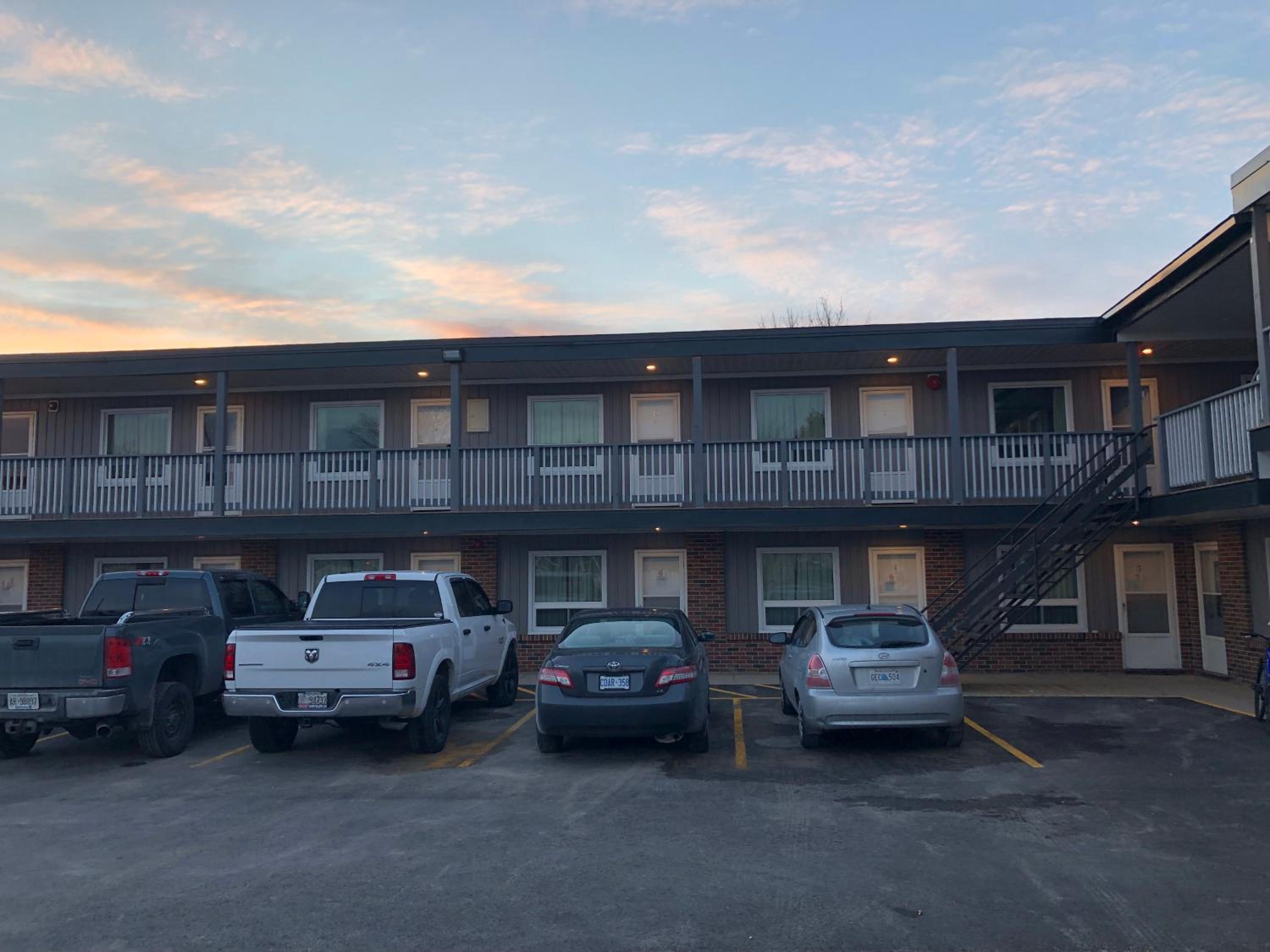All Seasons Motel