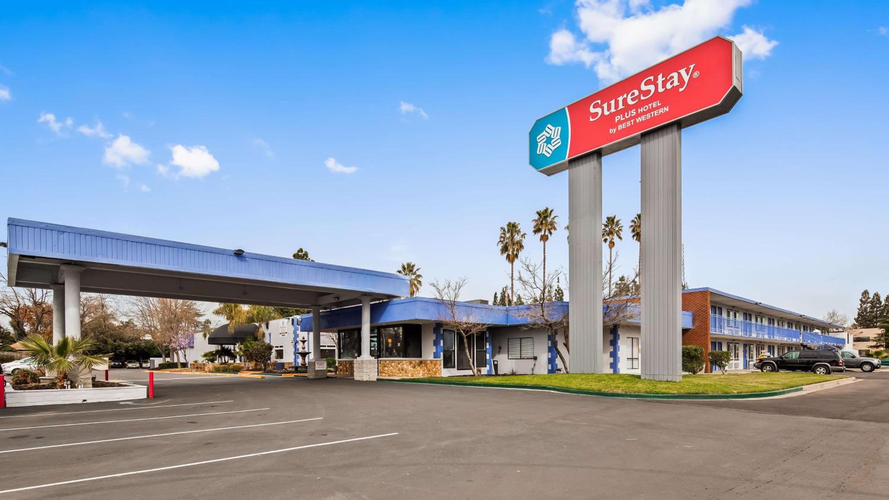 Hotel SureStay Plus Hotel by Best Western Sacramento Cal Expo - Image 1