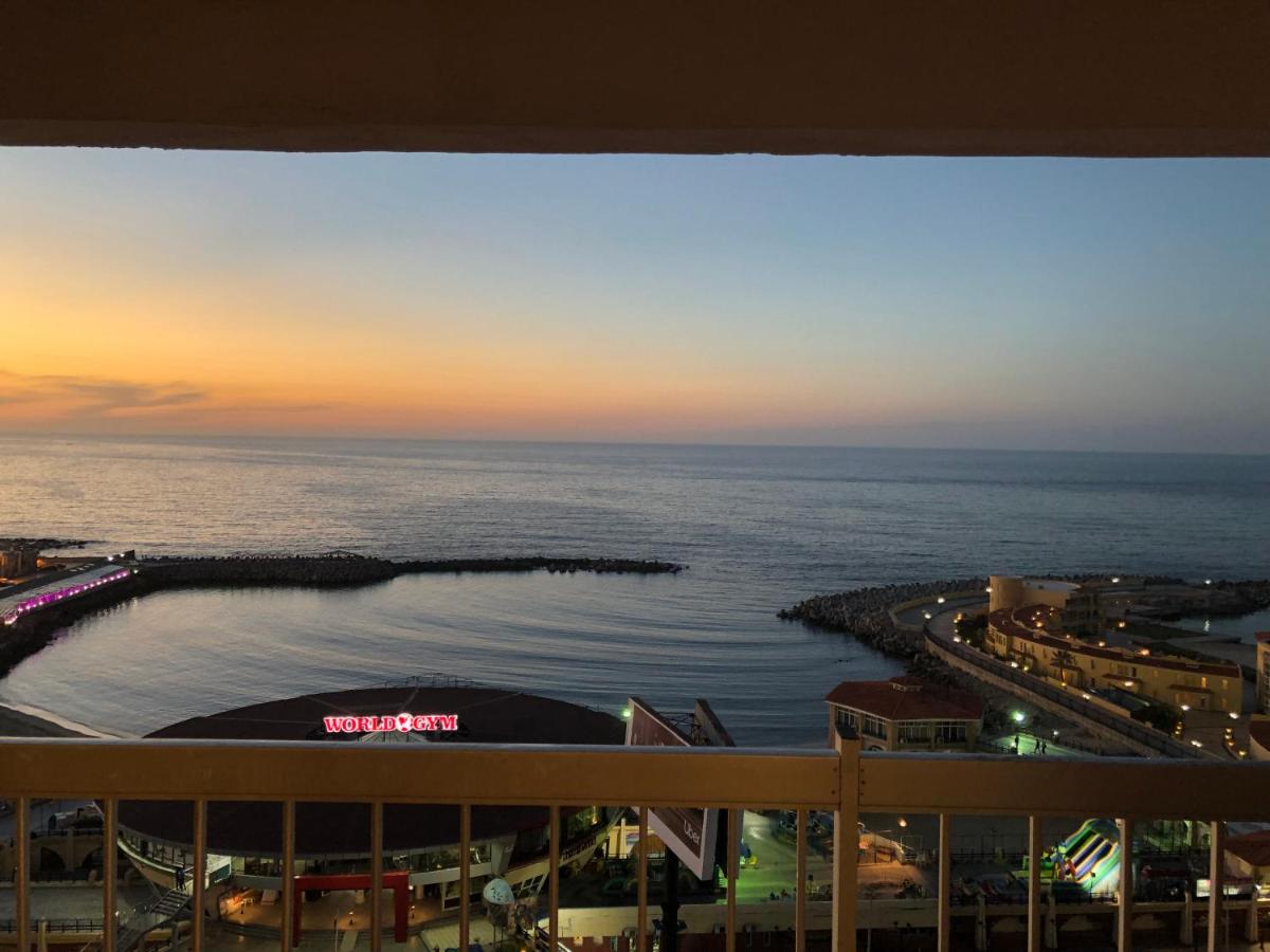 Hotel Blue Bay Beach-Families only - Image 1