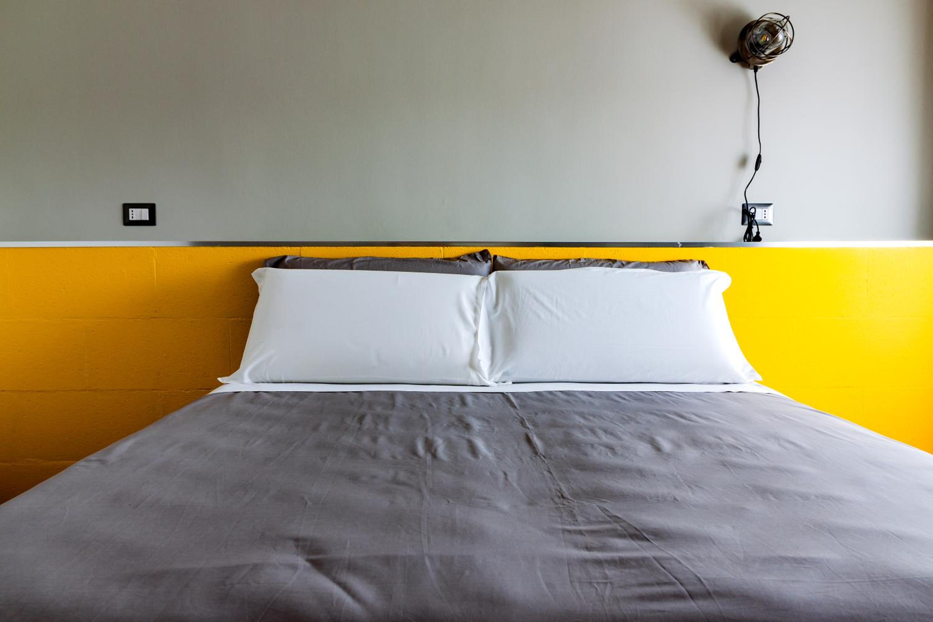 TRAVEL STATION Bedandbreakfast