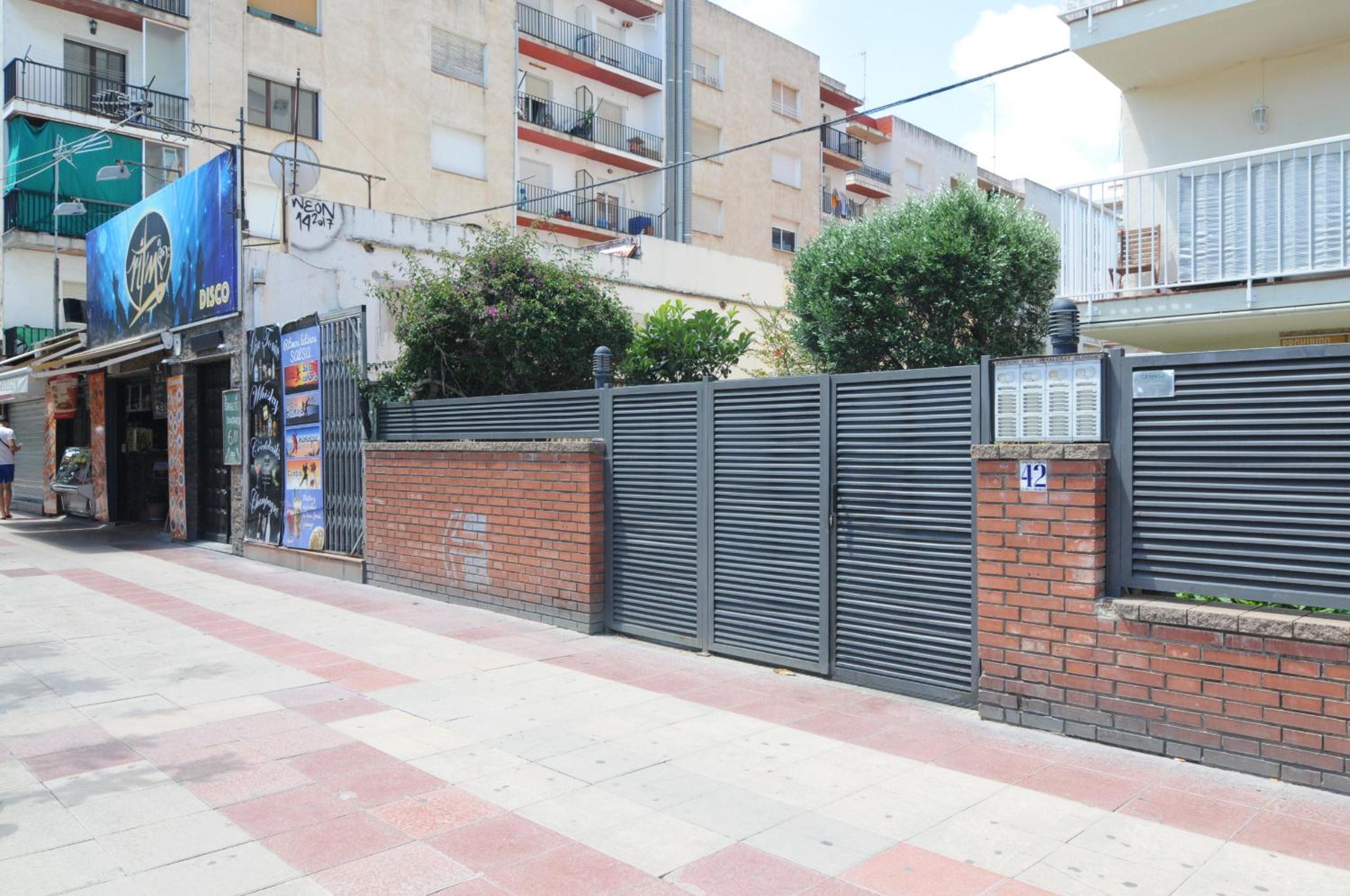HomeHolidaysRentals Lorraine - Costa Barcelona