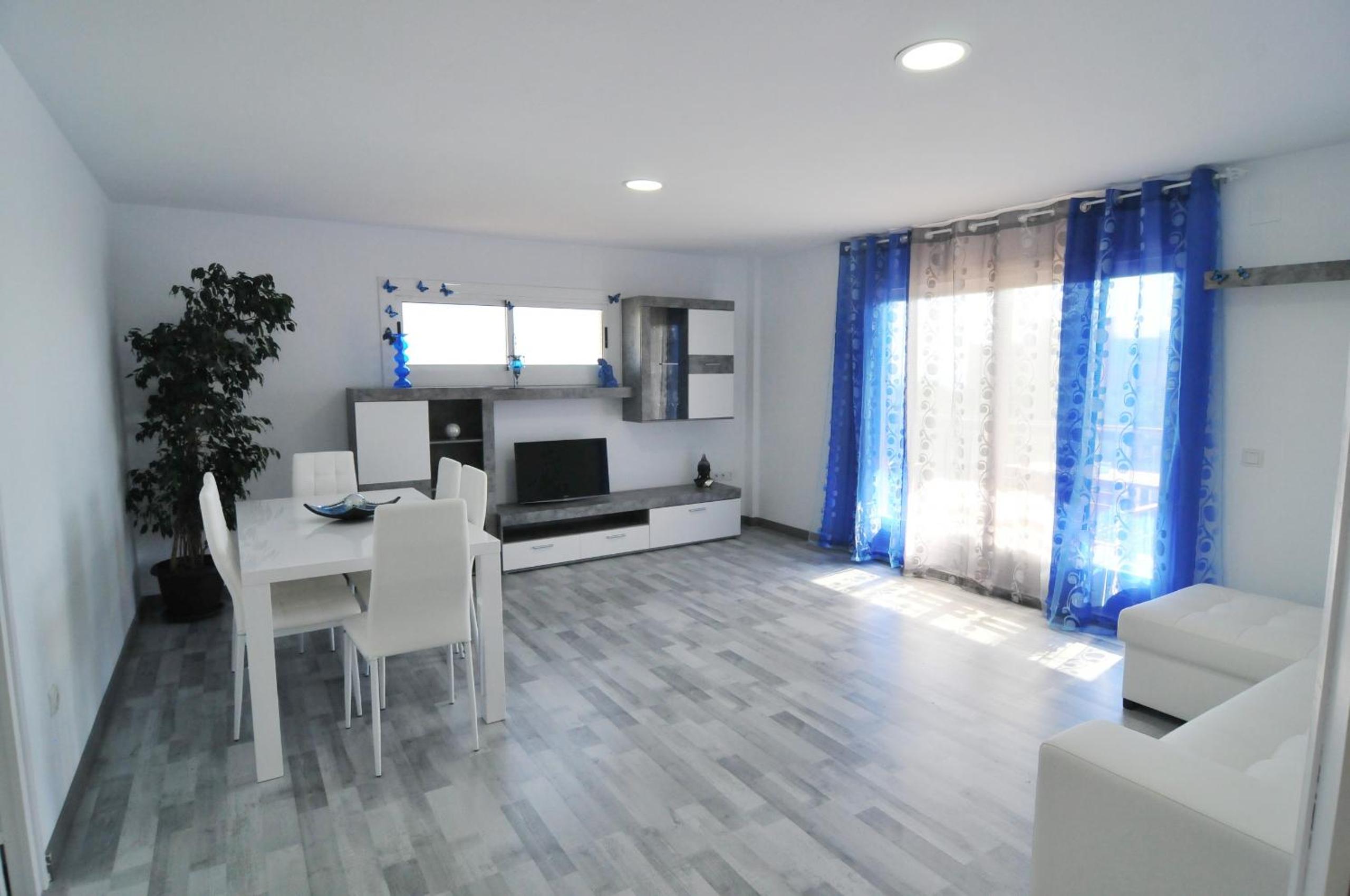 Santa Susanna Vacations - HomeHolidaysRentals Solmar - Property Image 24