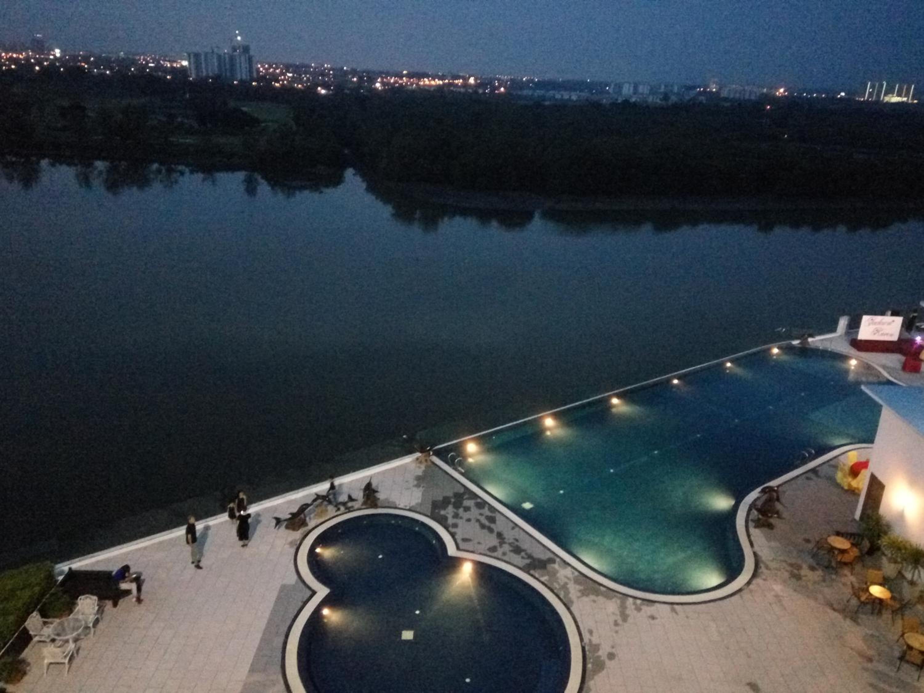 Bayu Marina Residence 3 Mins away Mid Valley Southkey