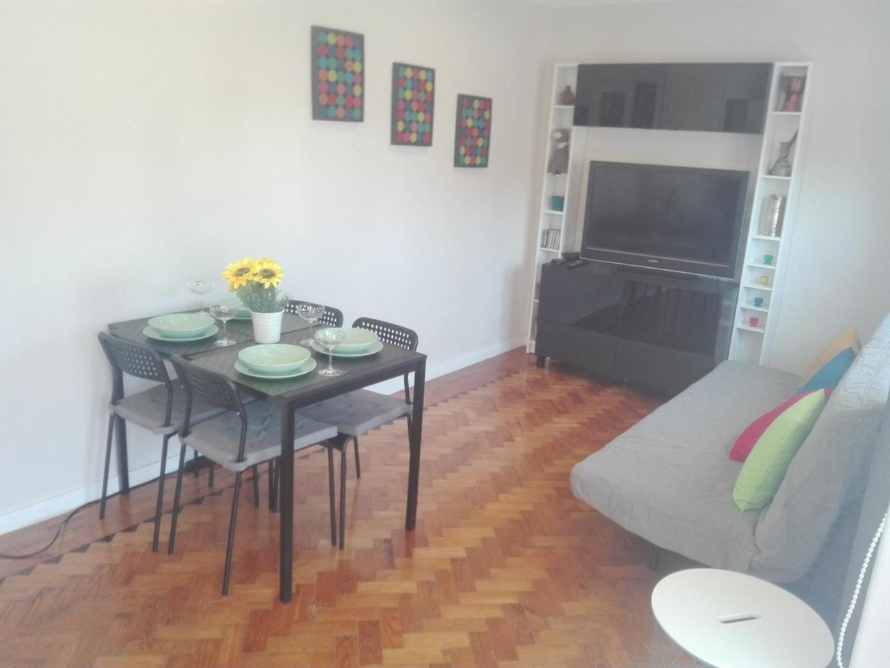 Lisbon Beach Apartments 1 view 3