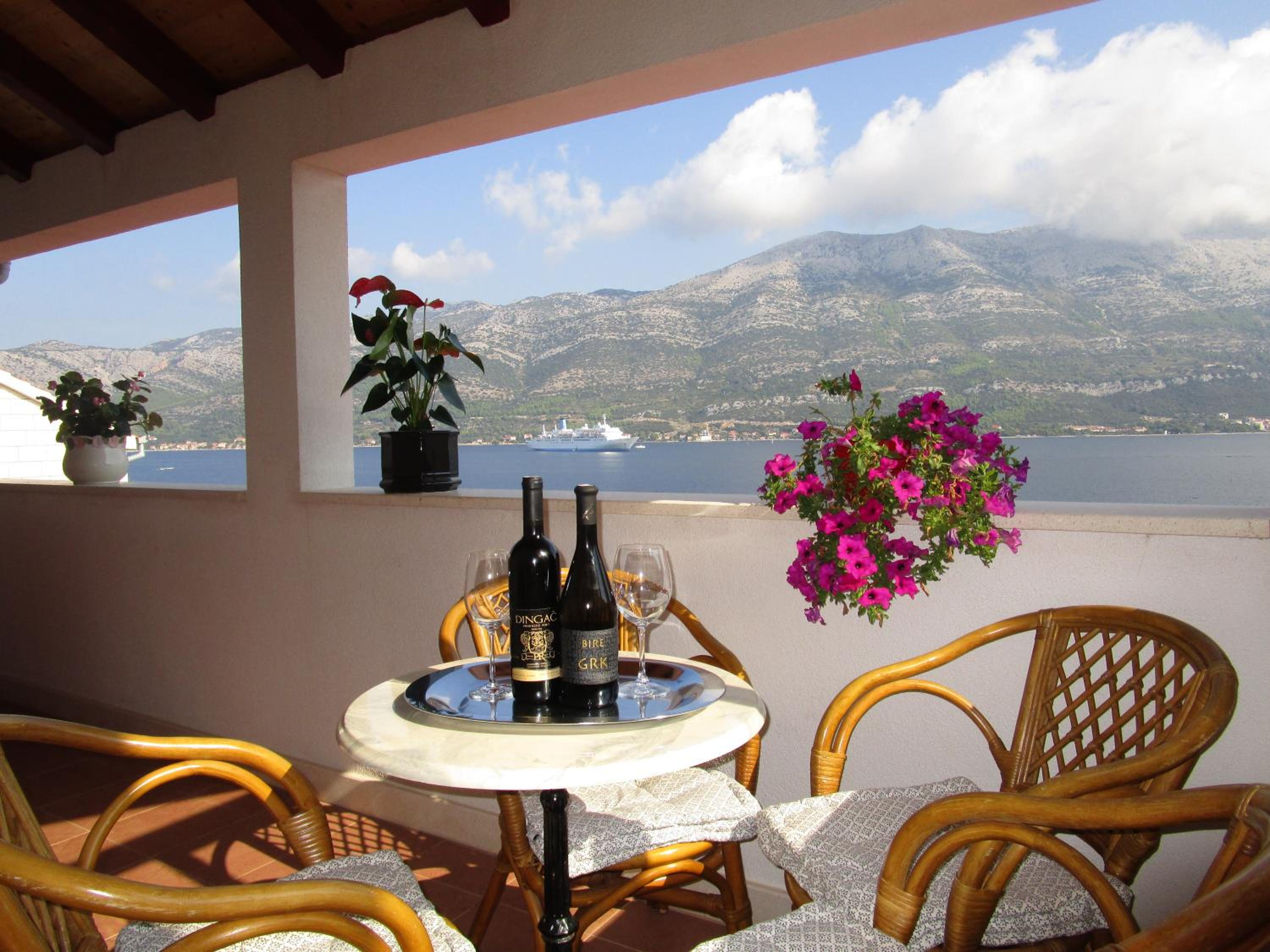 Vila Tea view 4