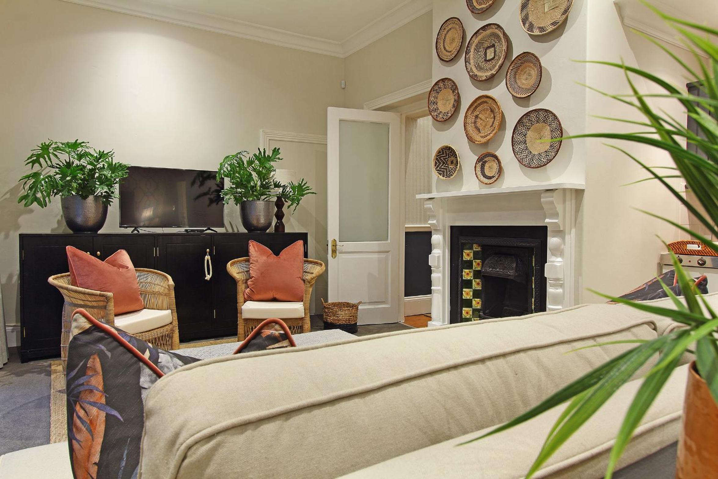 Stellenbosch Manor - Image 3