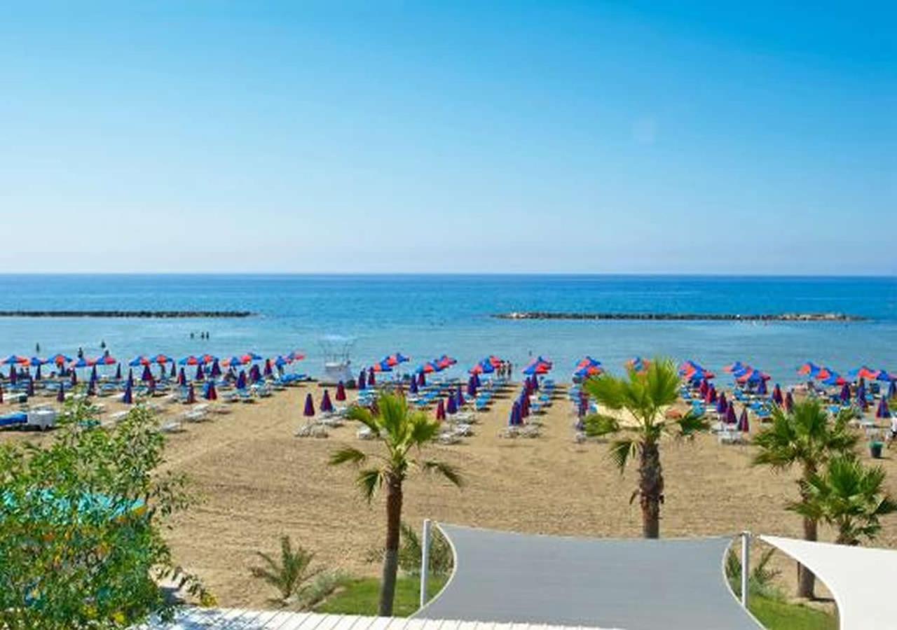 Larnaca Bay Views view 3