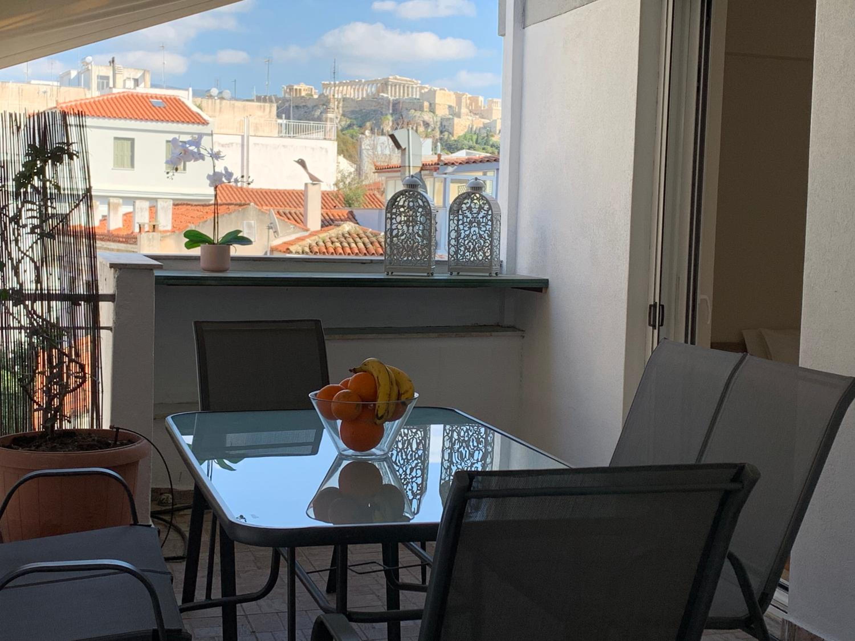 Thiseio Big Apartment