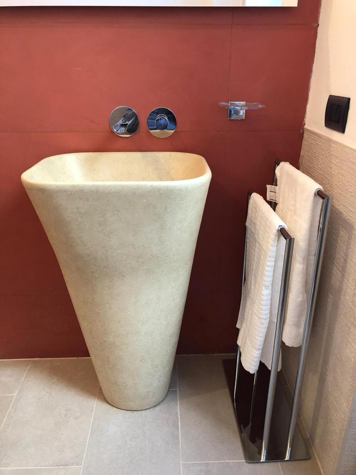 Grande appartamento in zona navigli