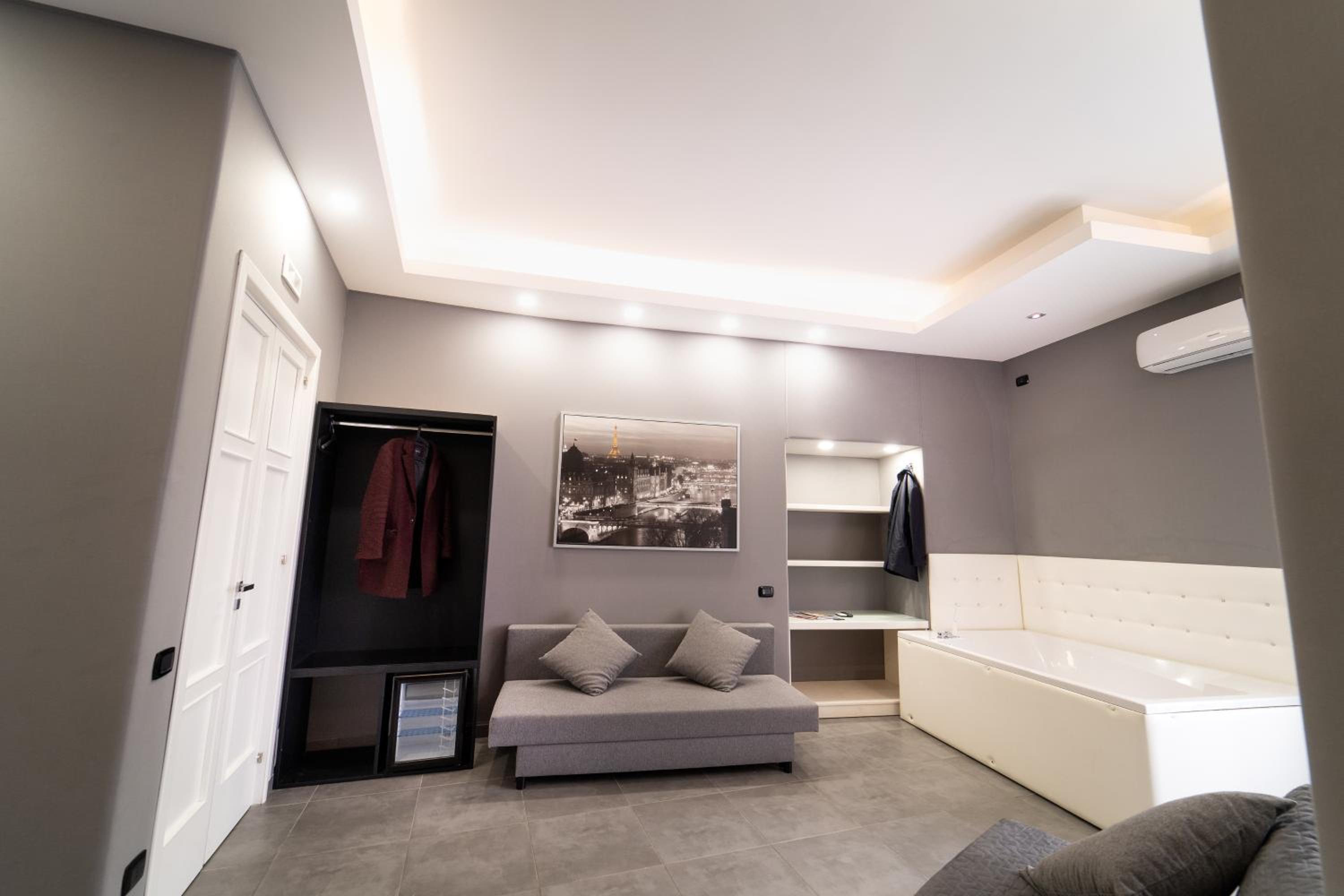 Royal Art H Duomo - Napoli Centro, by ClaPa Group
