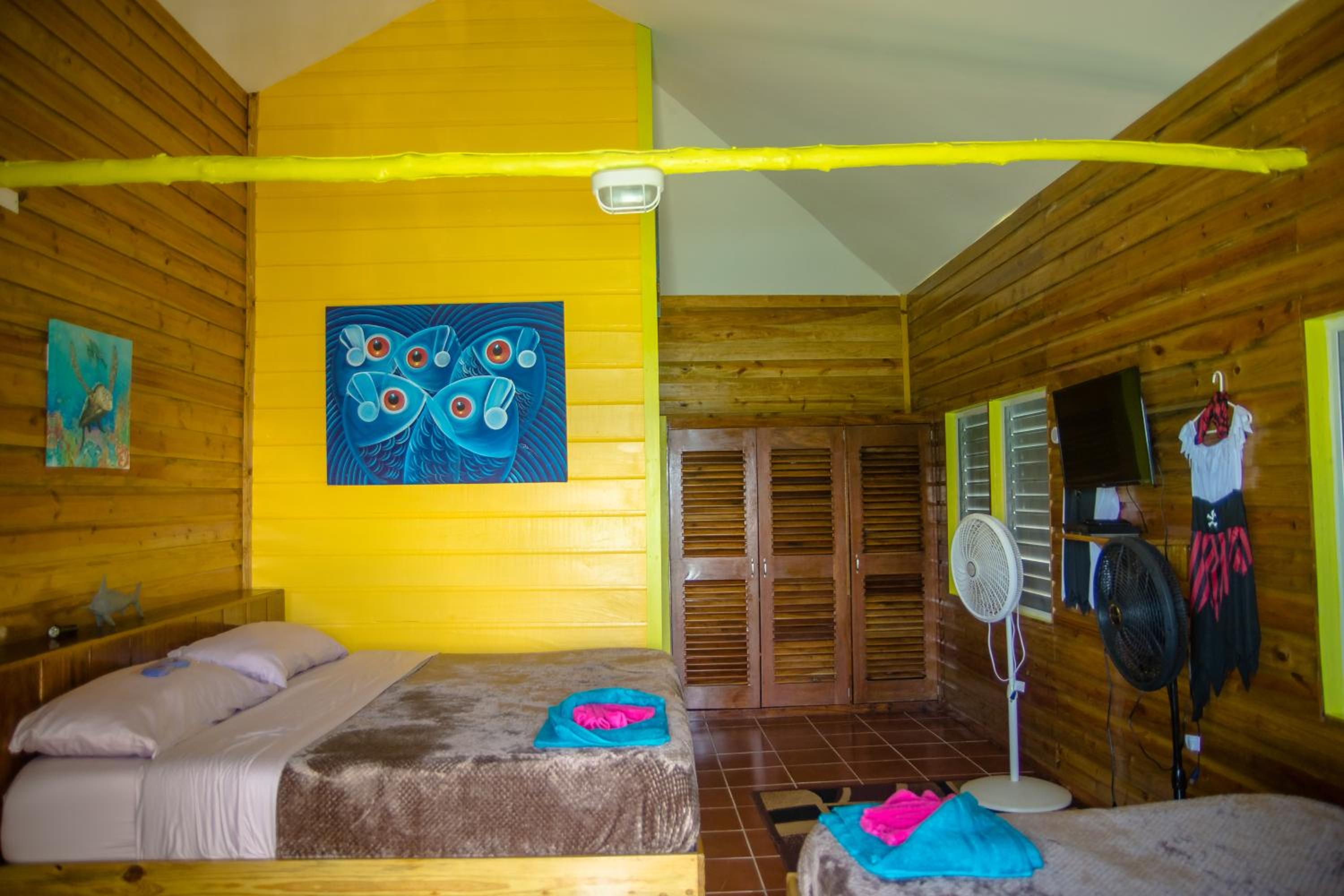 King Lewey's Island Resort