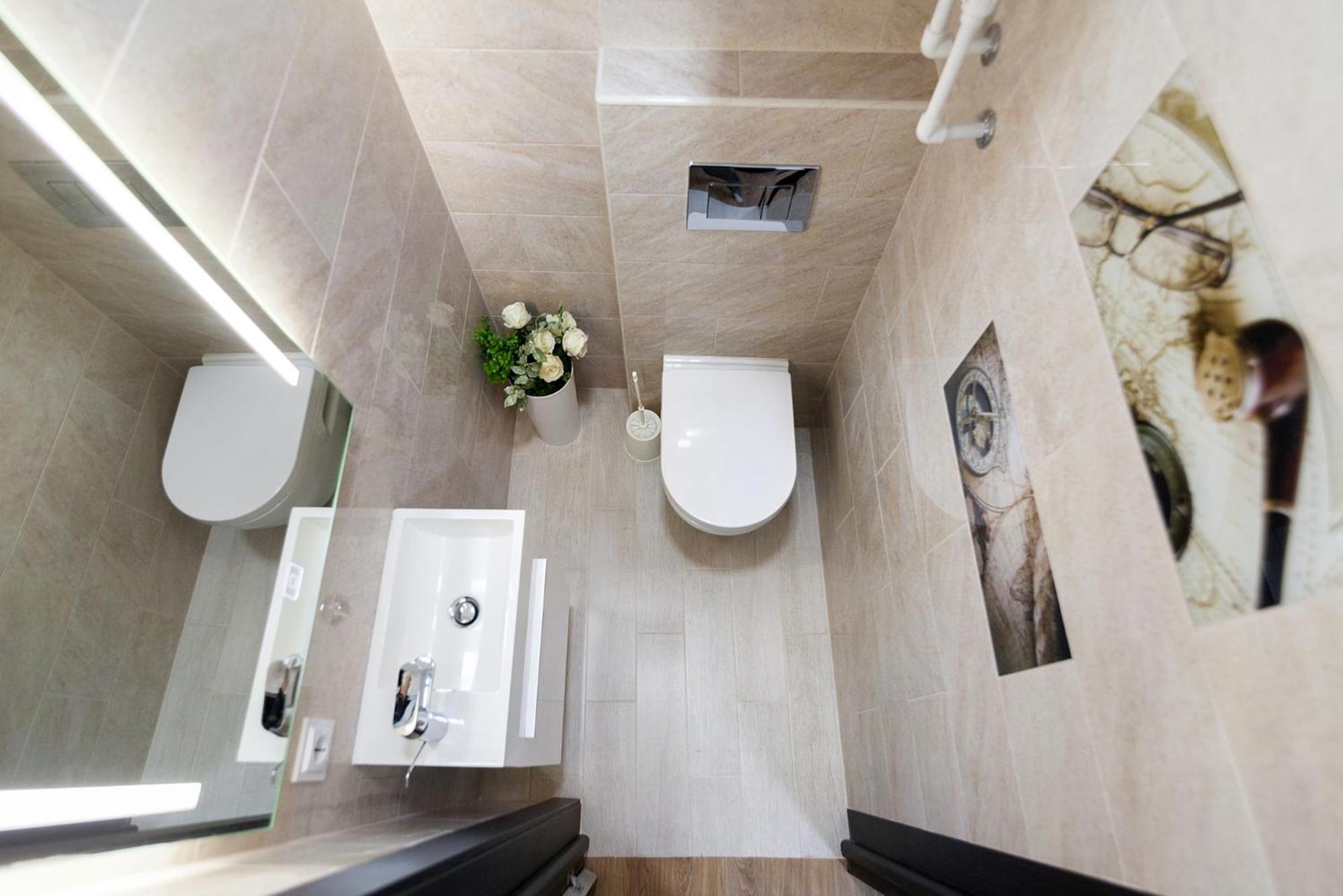 LEOGRAND Apartment on Doroshenka 38