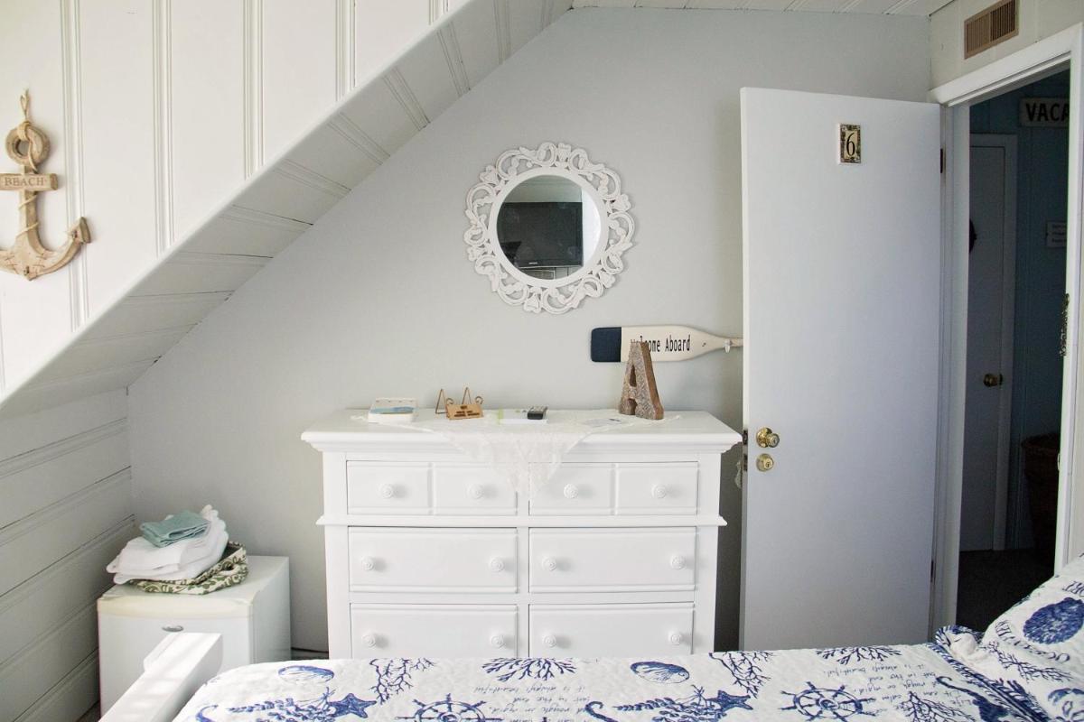 Atlantic House Bed & Breakfast