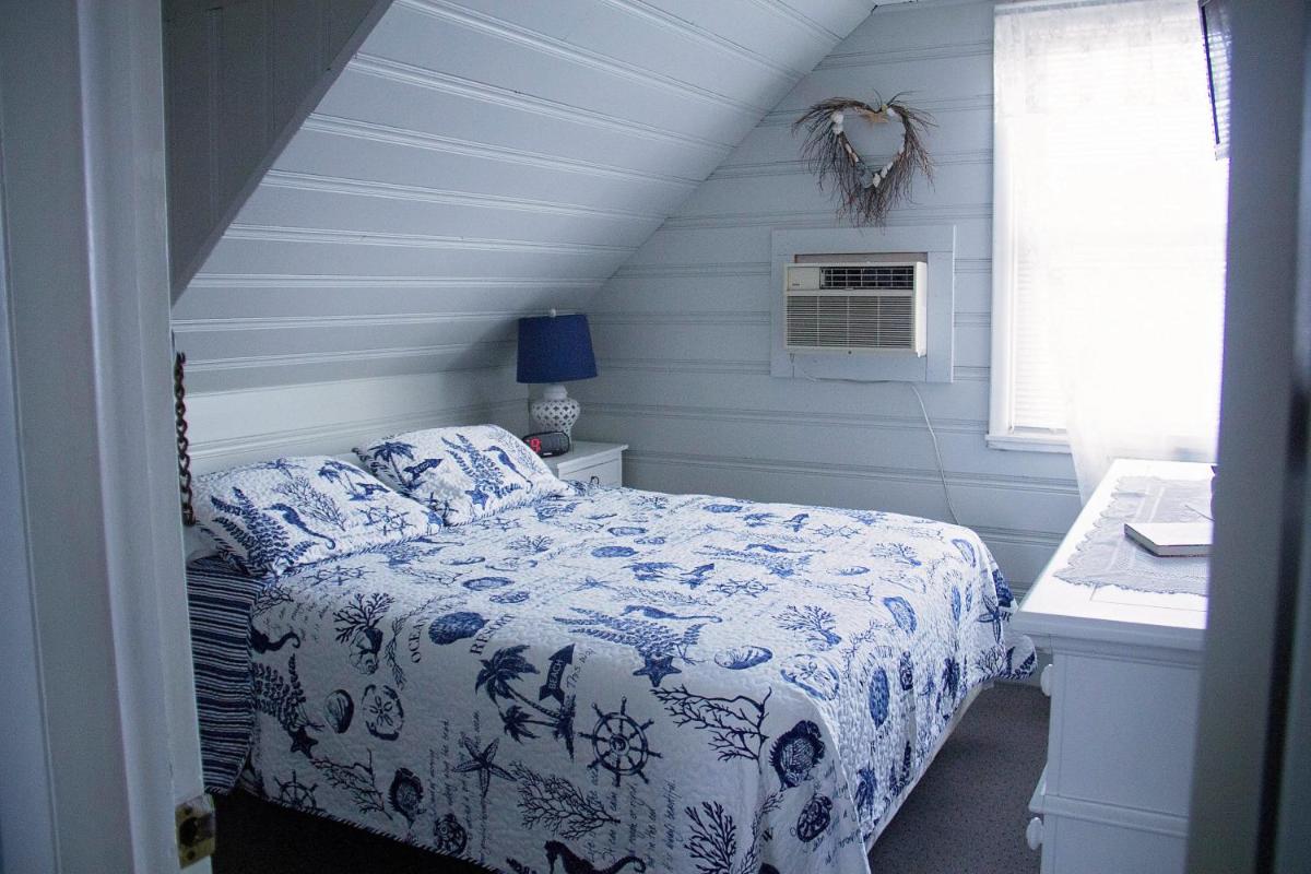 Atlantic House Bed & Breakfast