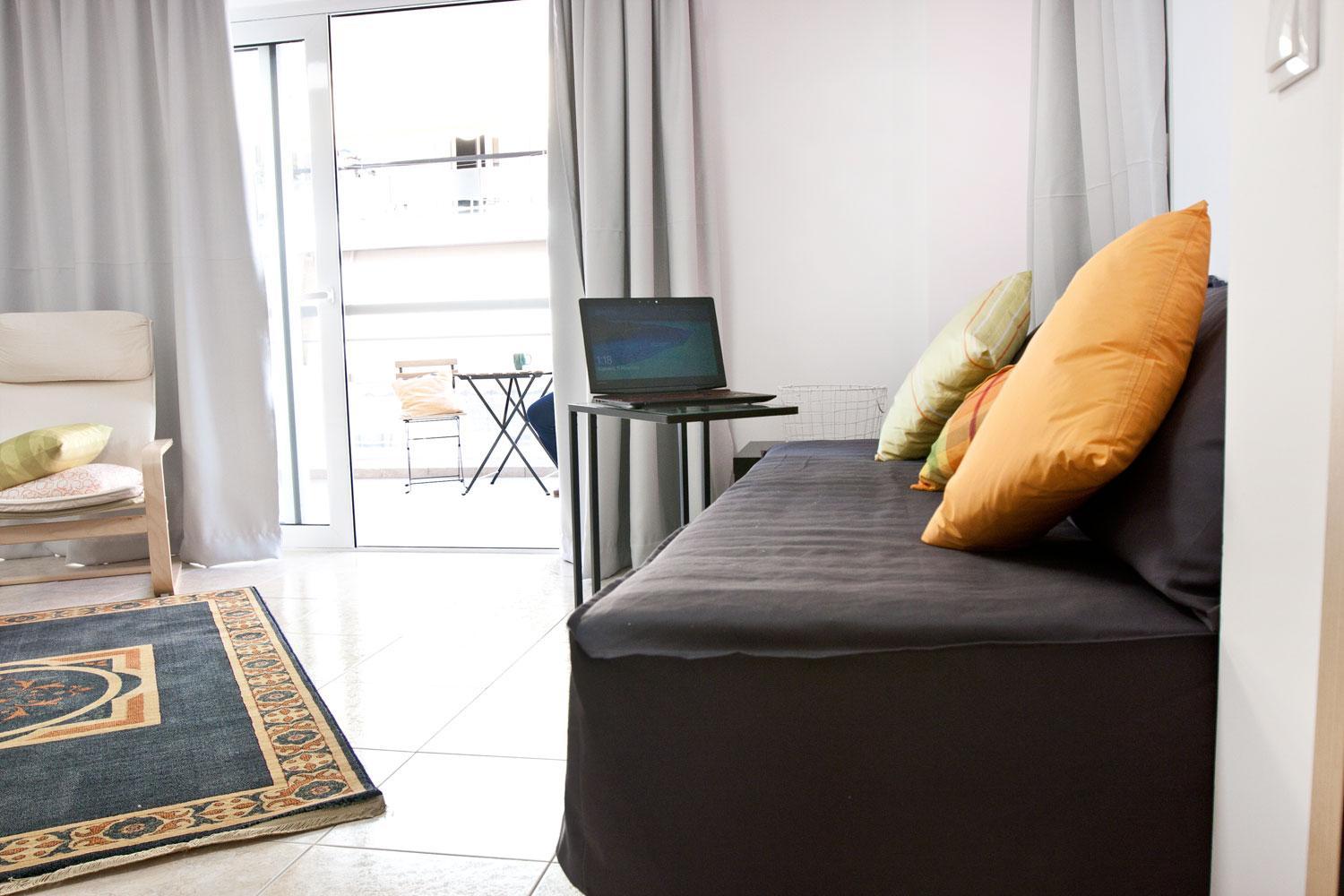 SilkFab Apartments