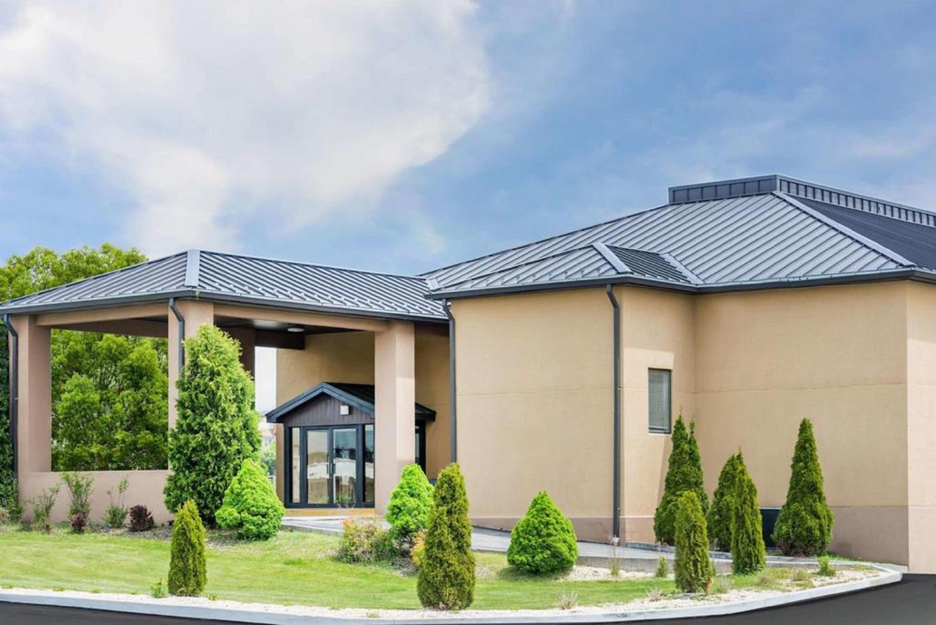 Wingate by Wyndham Somerset view 2