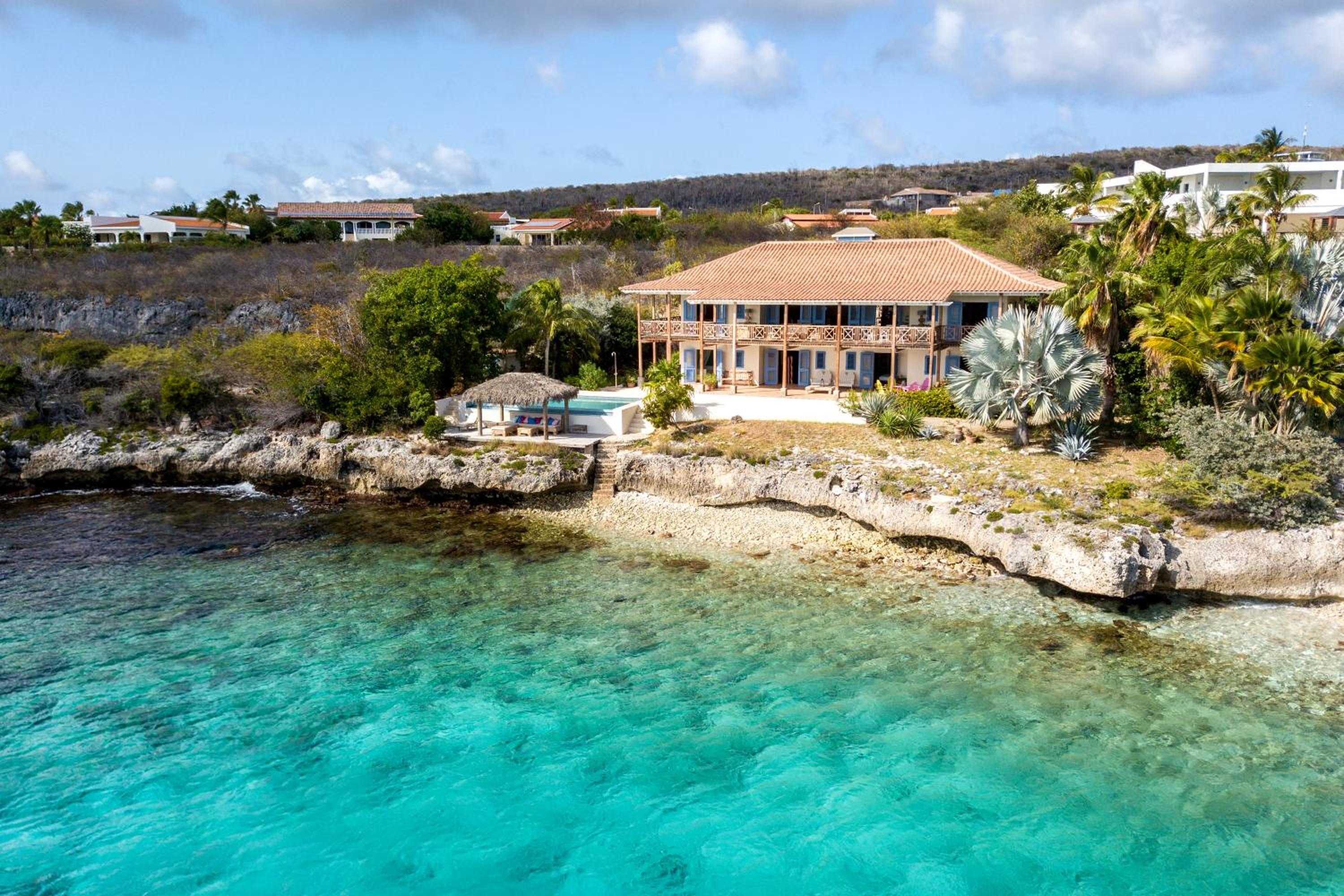 Villa Shores 32