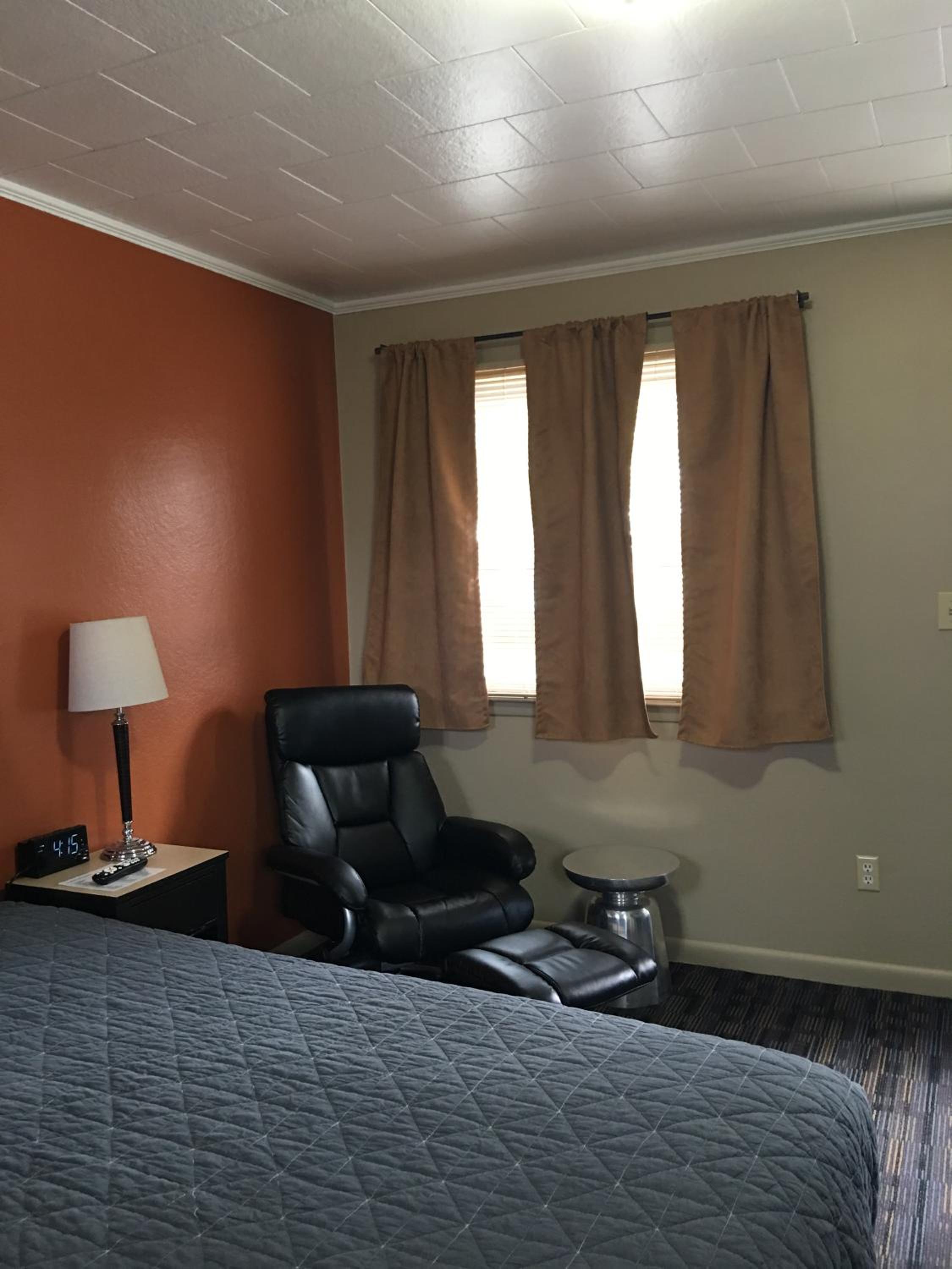 The Triangle Motel - Property Image 5
