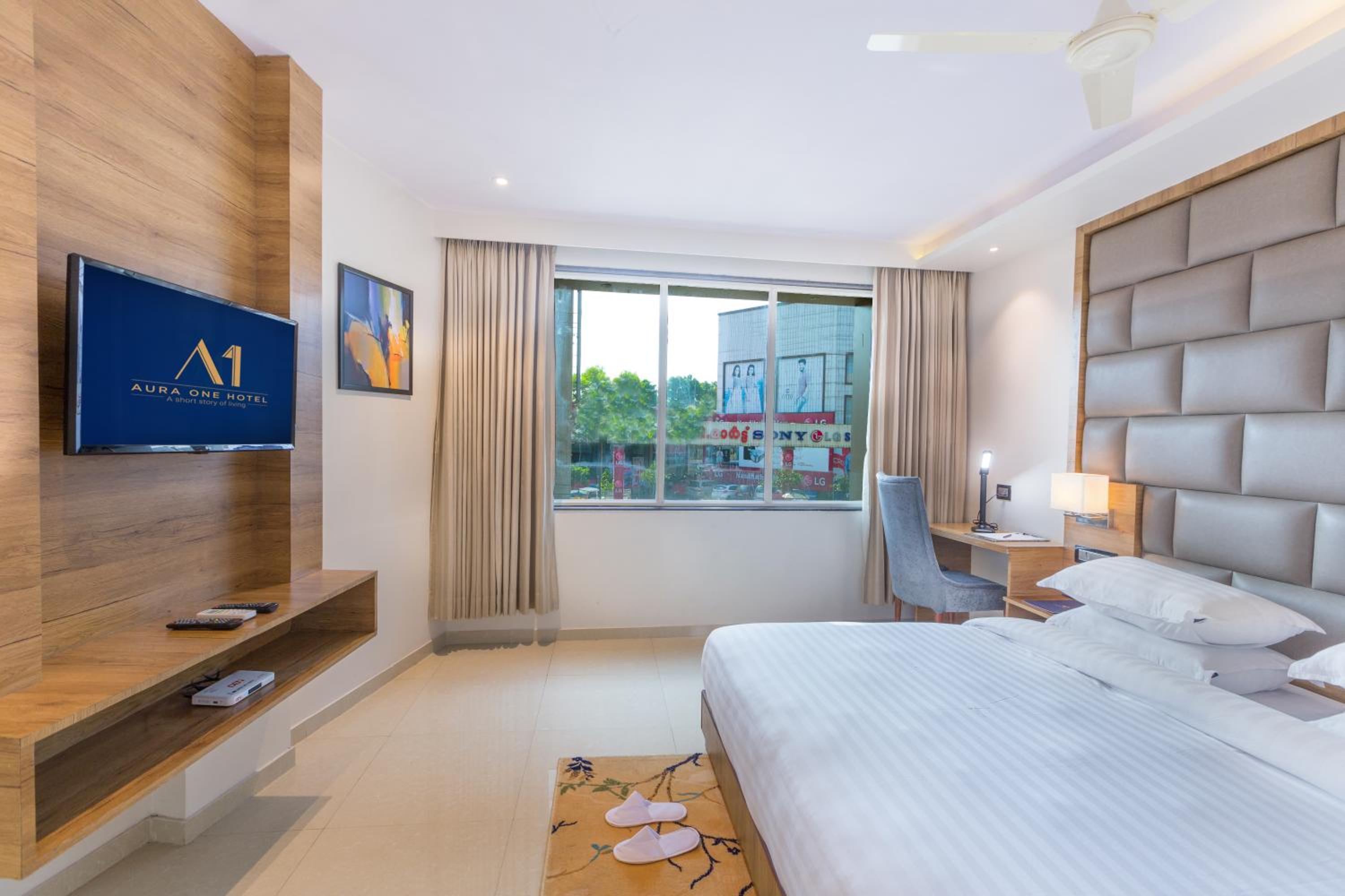 Cochin Vacations - Aura One Hotel - Property Image 6
