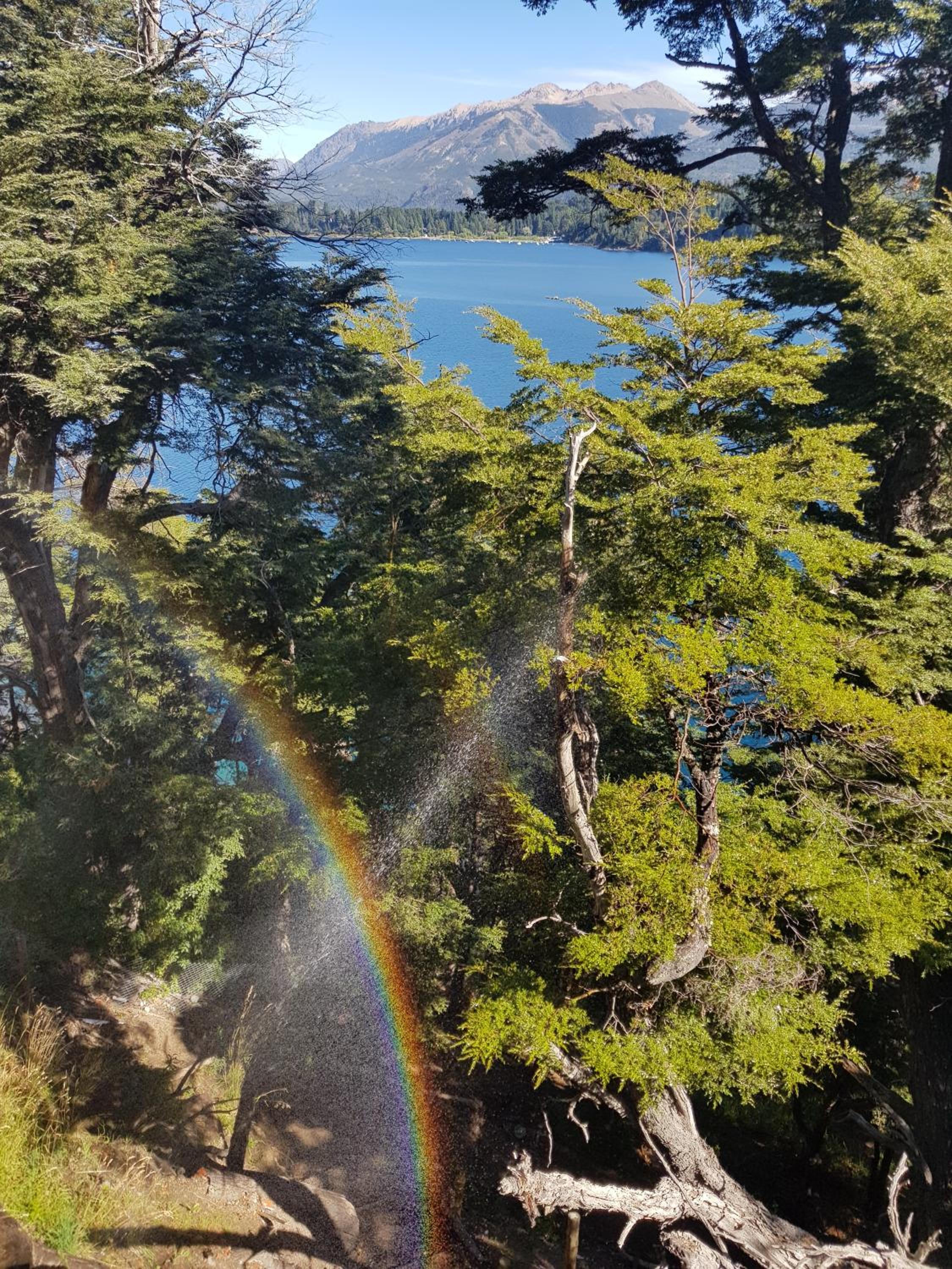 Albanta casa con costa en Bariloche