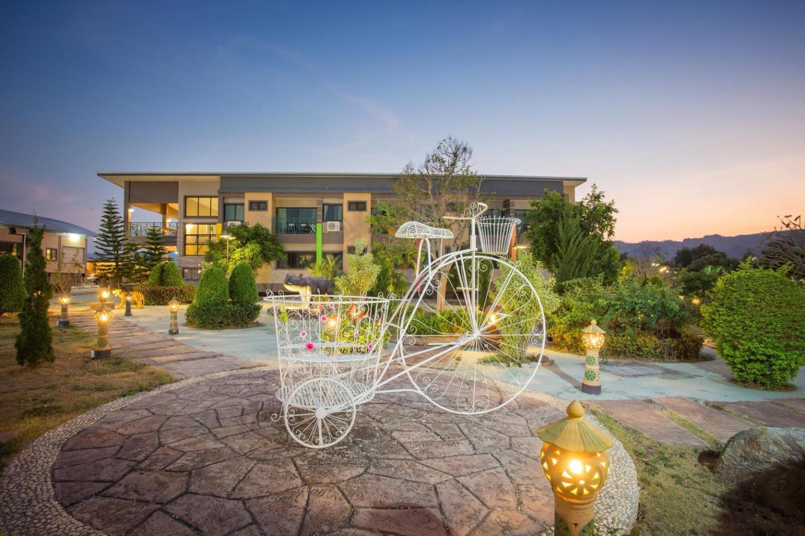 Grandsiri Resort KhaoYai