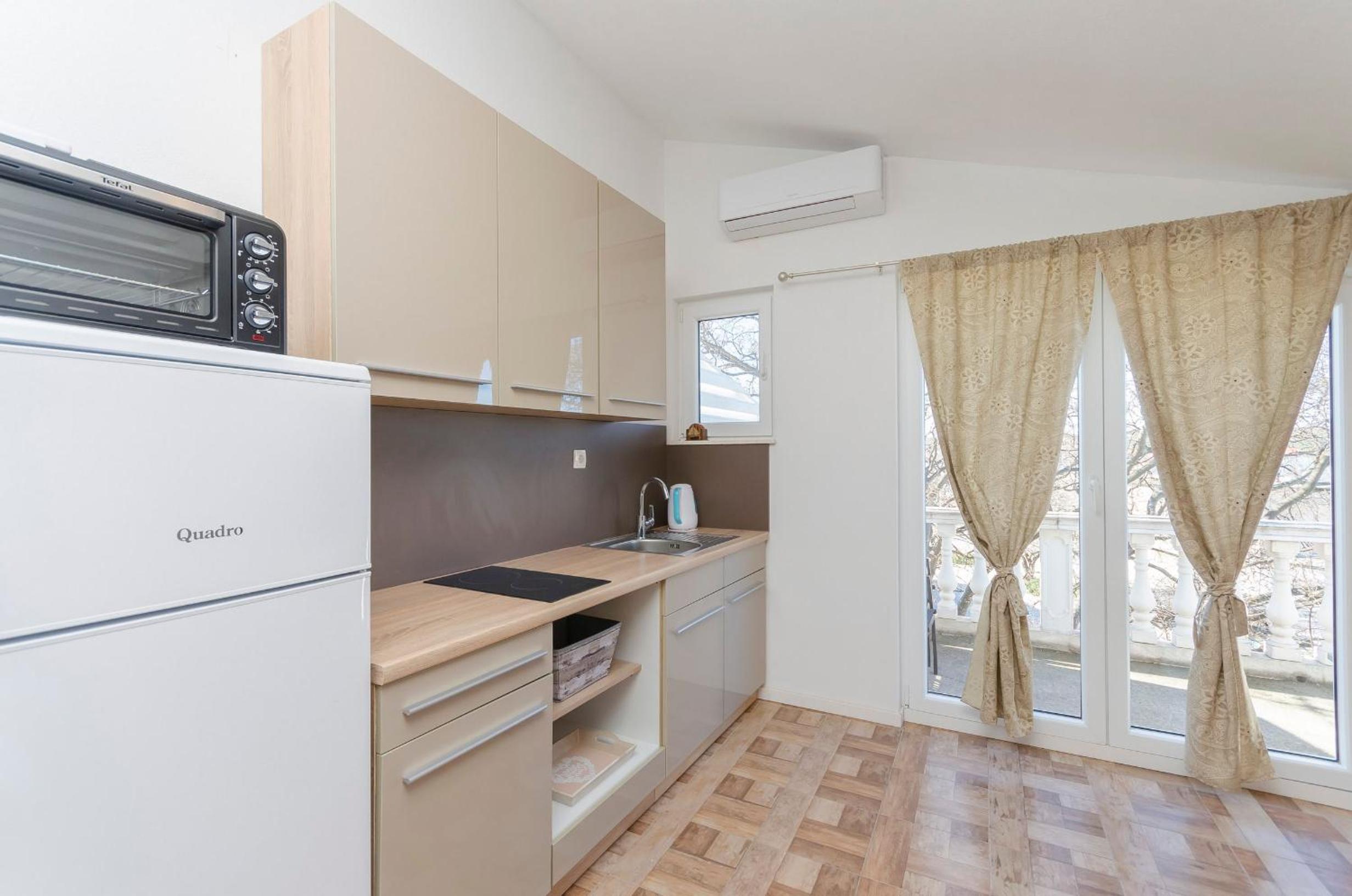 Apartments Snjezana view 4