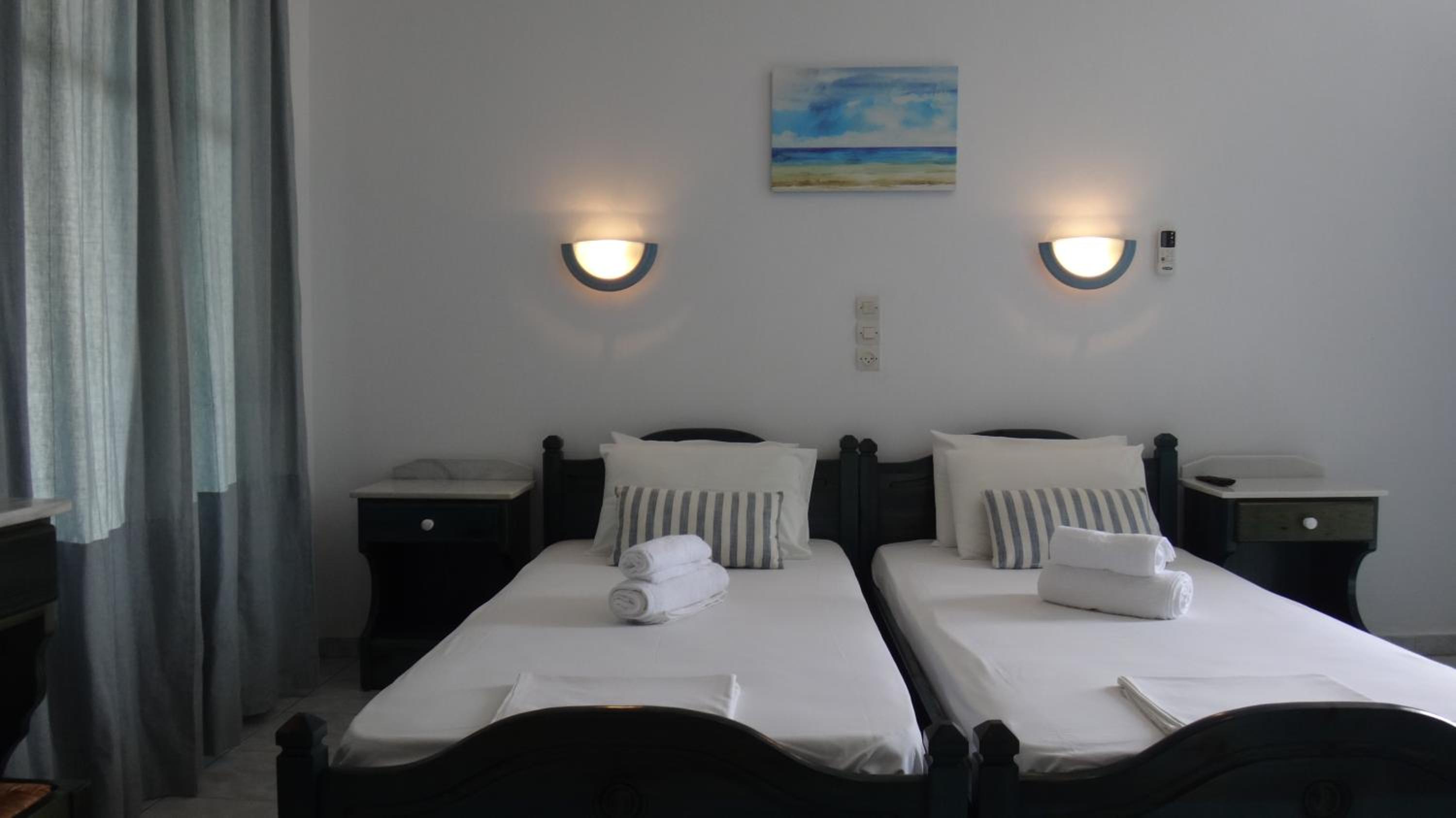 Blue & Sea Studios Apartments photo 2