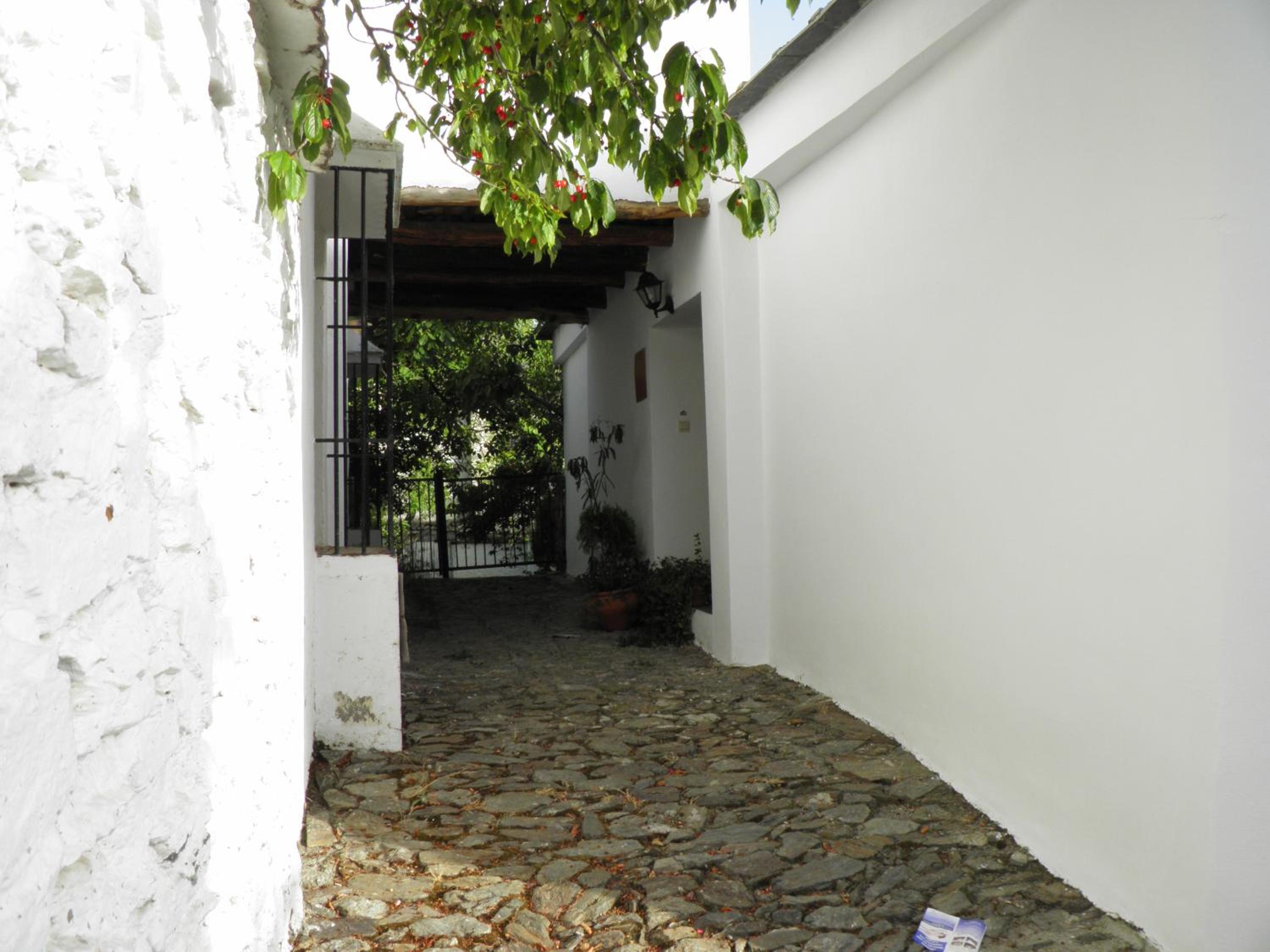 Apartamentos Casalpujarra view 2